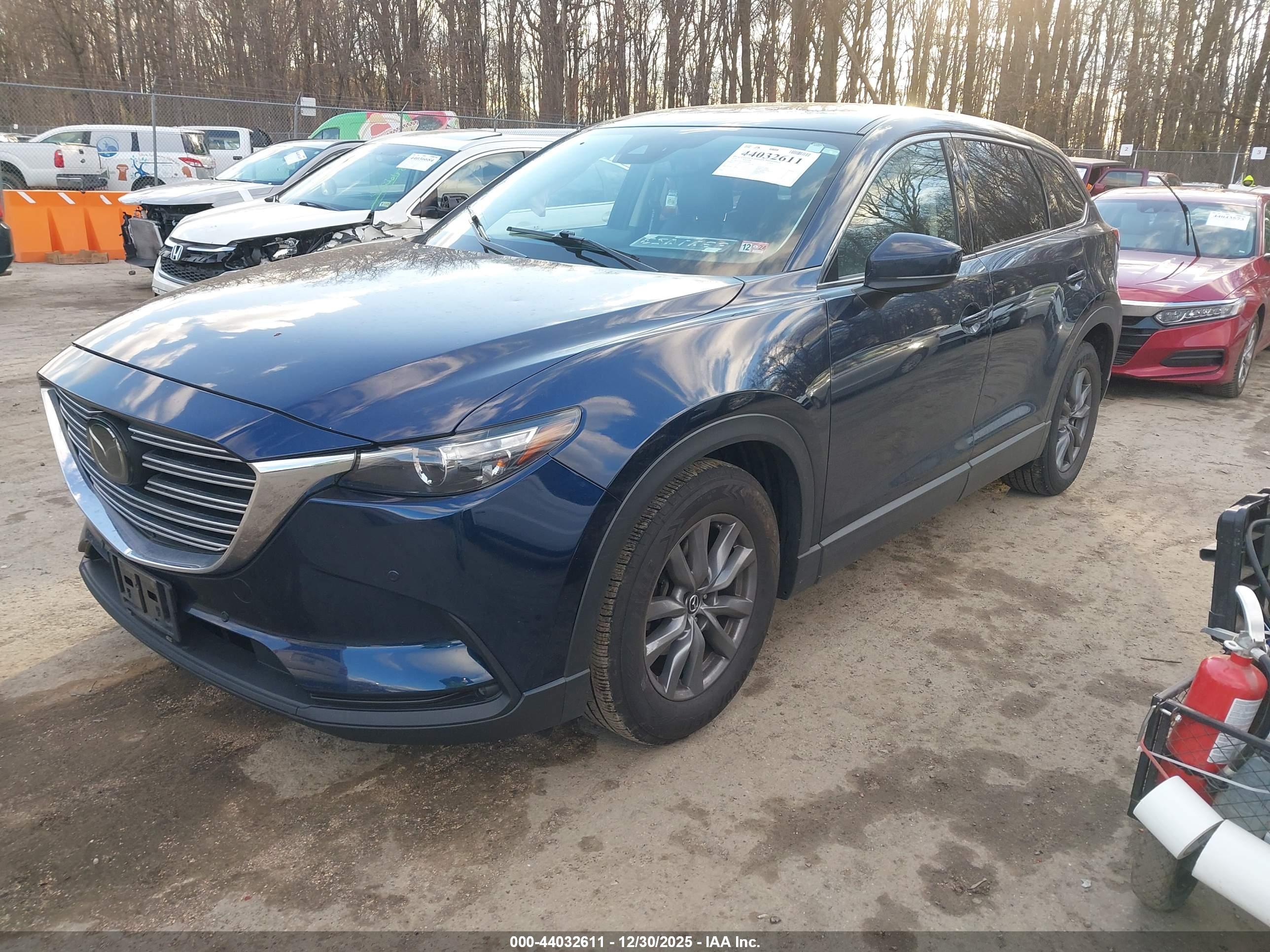 MAZDA CX-9 image 2