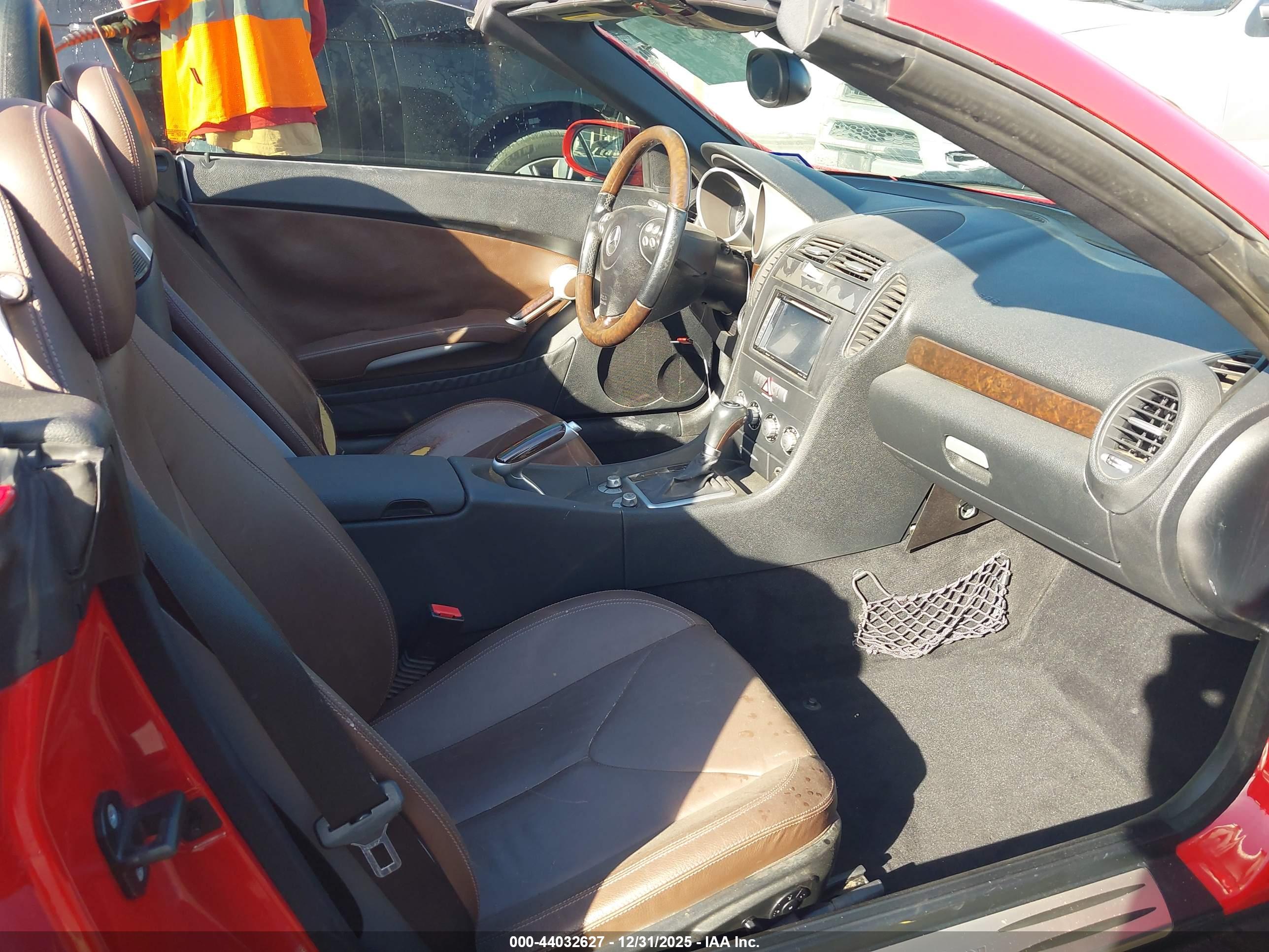 MERCEDES-BENZ SLK image 8