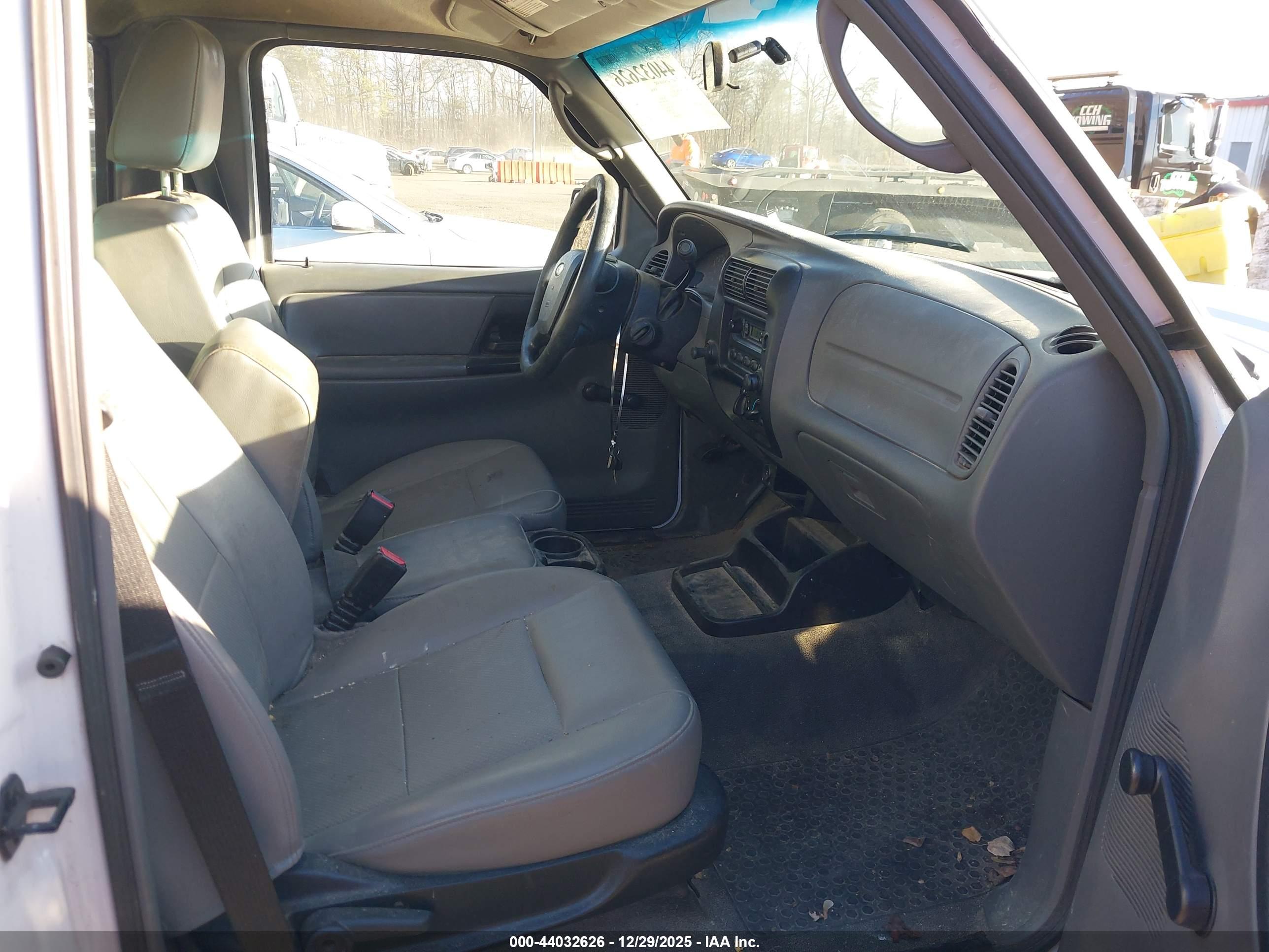 FORD RANGER image 5