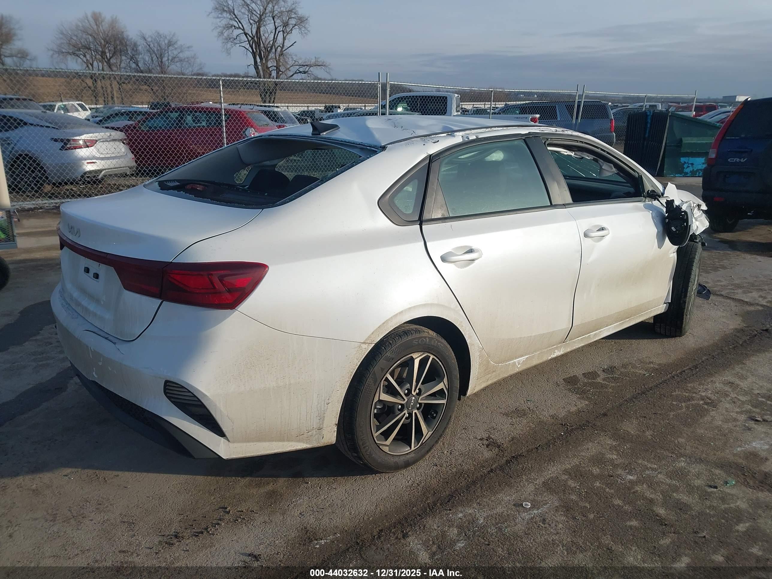KIA FORTE image 4