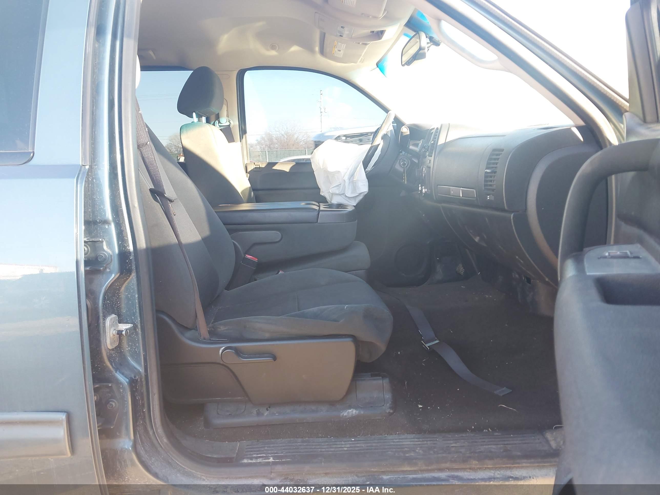 GMC SIERRA image 5