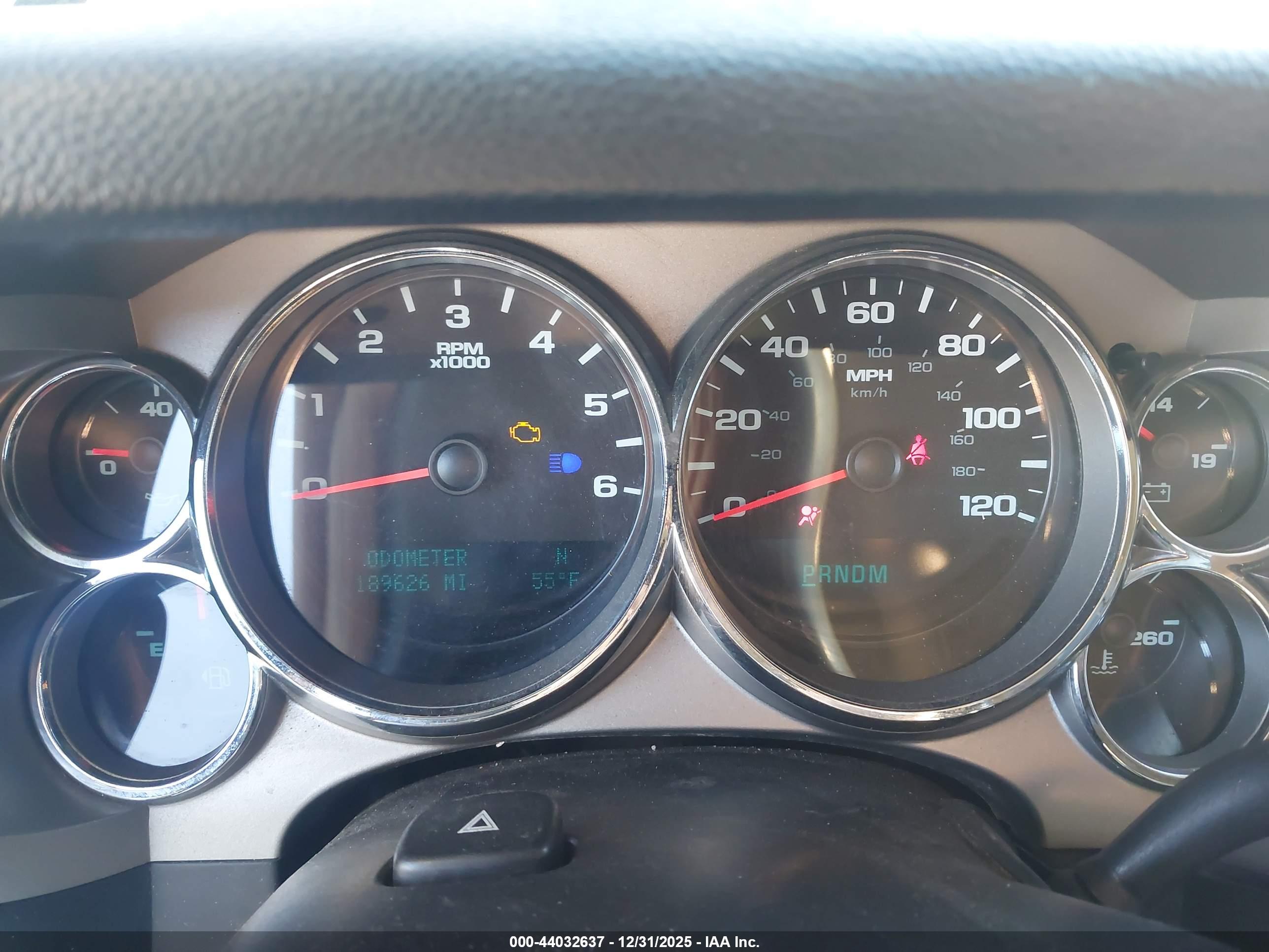 GMC SIERRA image 7