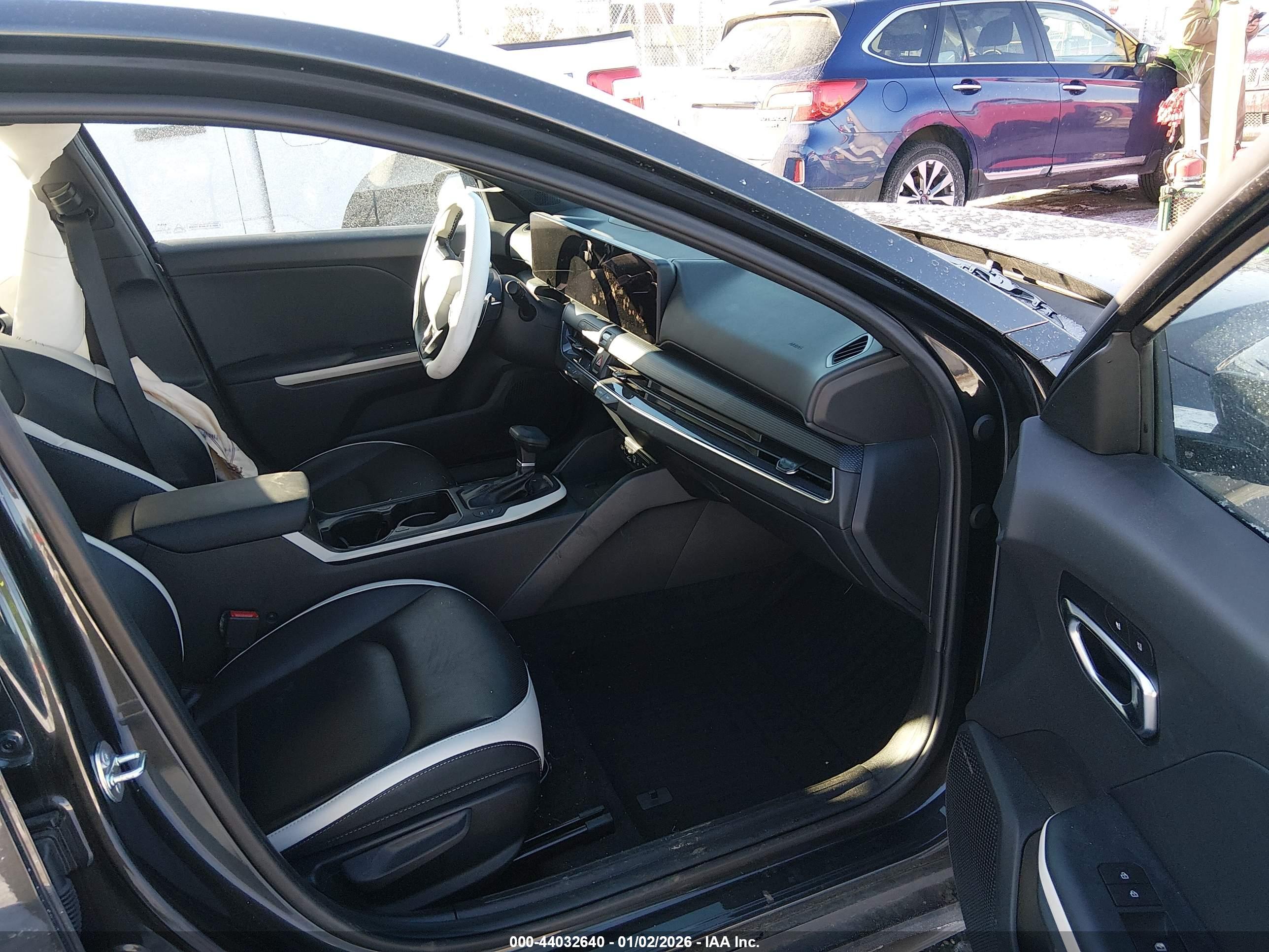 KIA K4 image 5