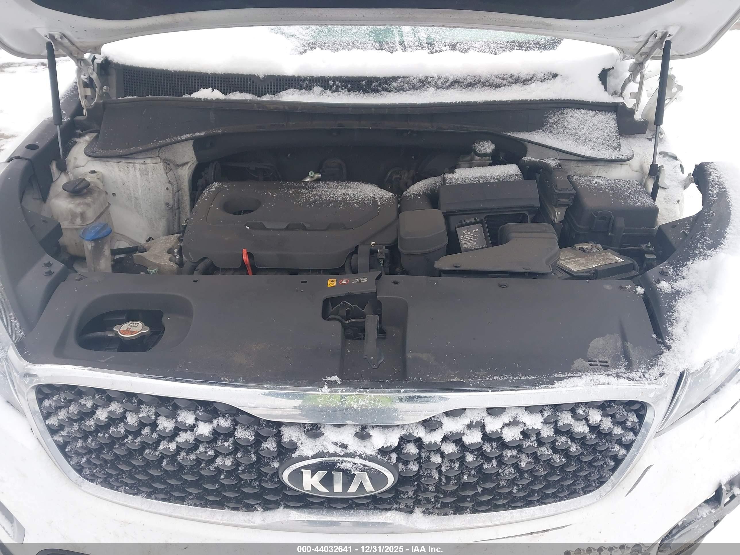 KIA SORENTO image 10