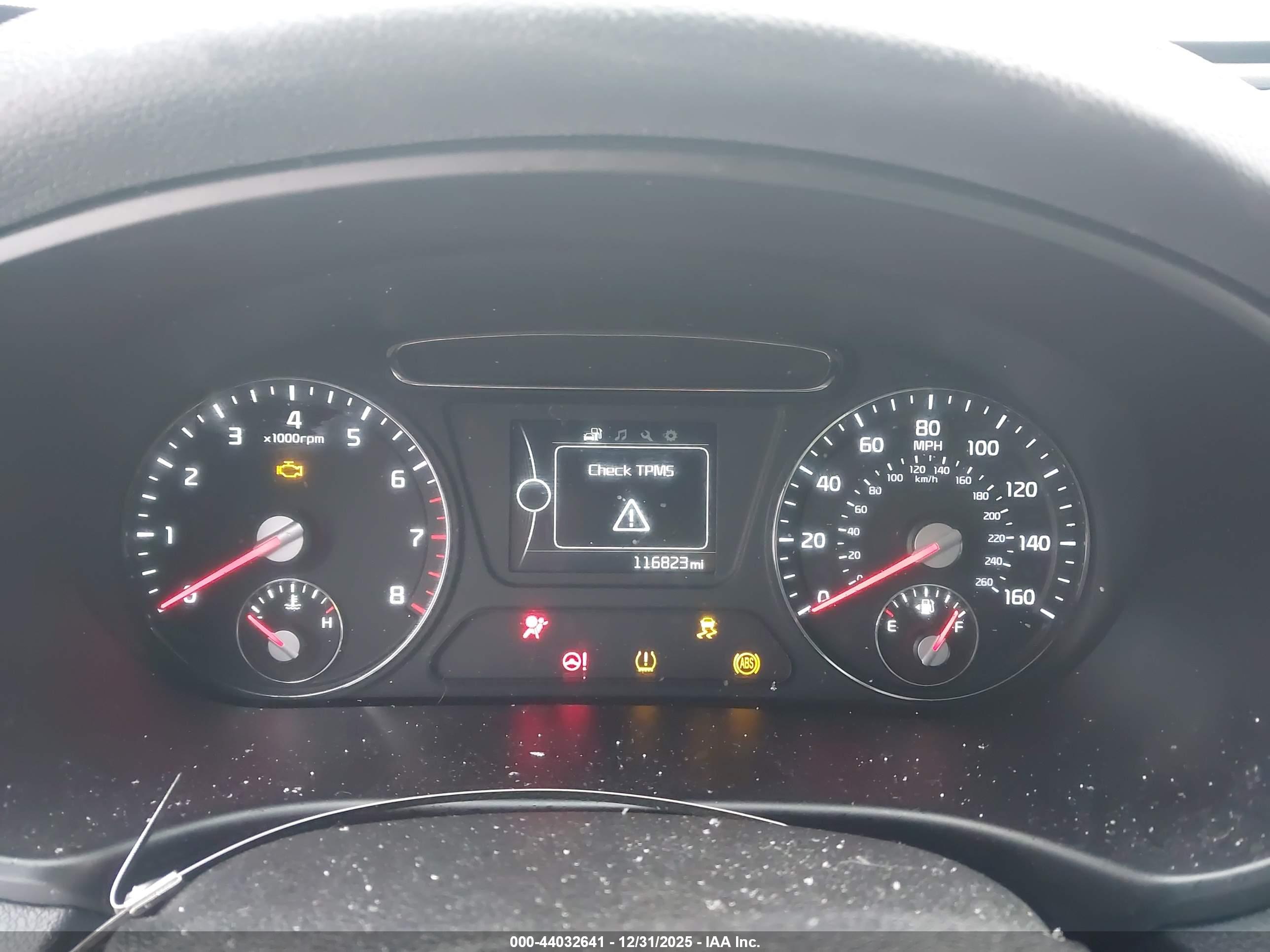 KIA SORENTO image 7