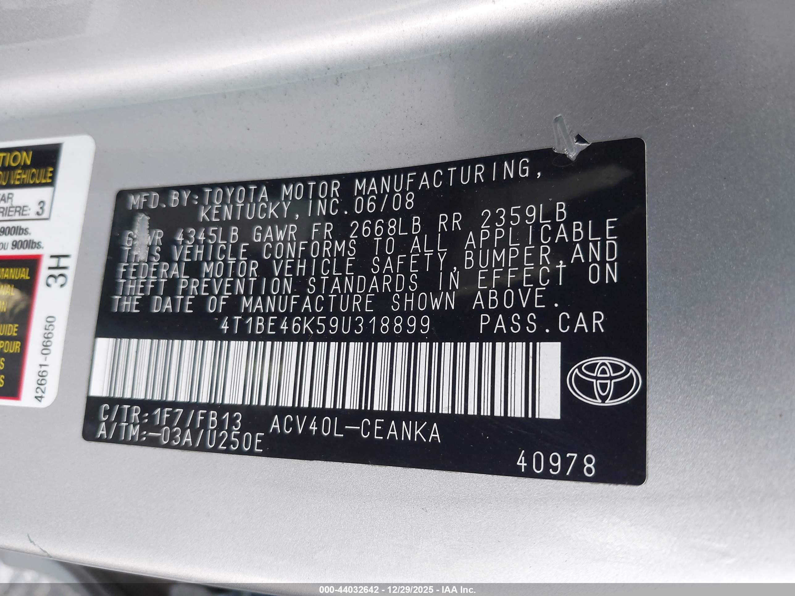 TOYOTA CAMRY image 9