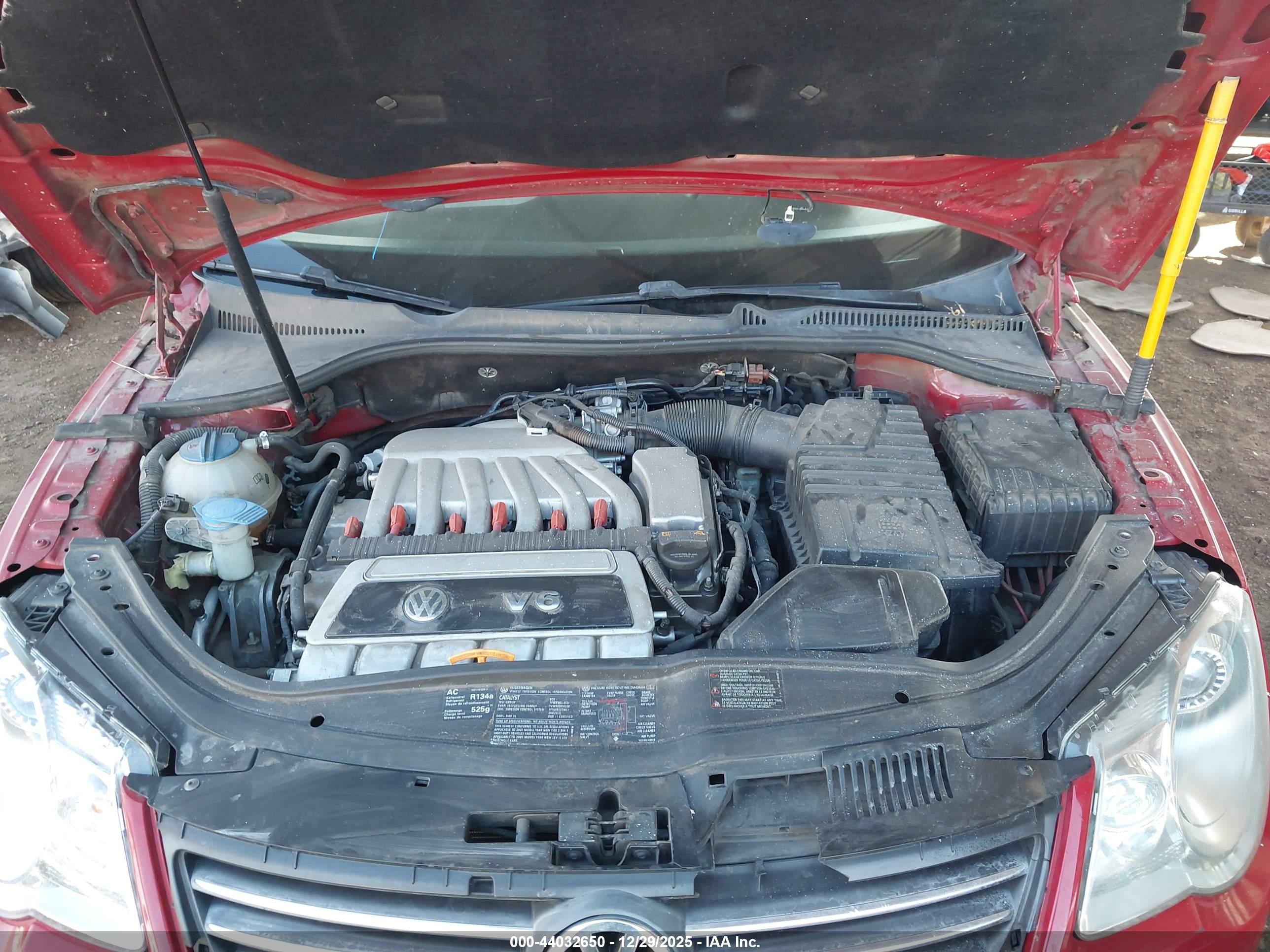 VOLKSWAGEN EOS image 10