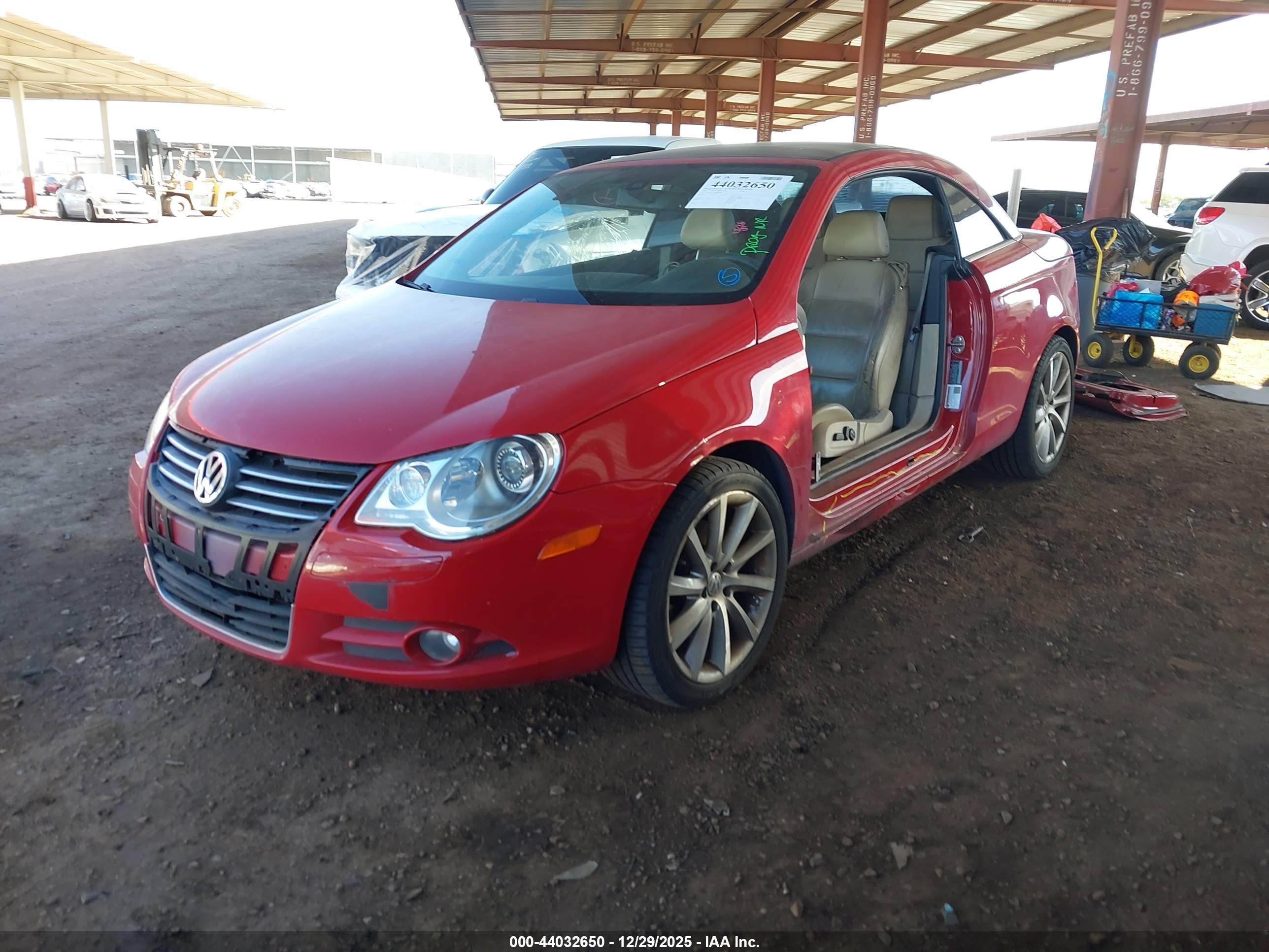 VOLKSWAGEN EOS image 2