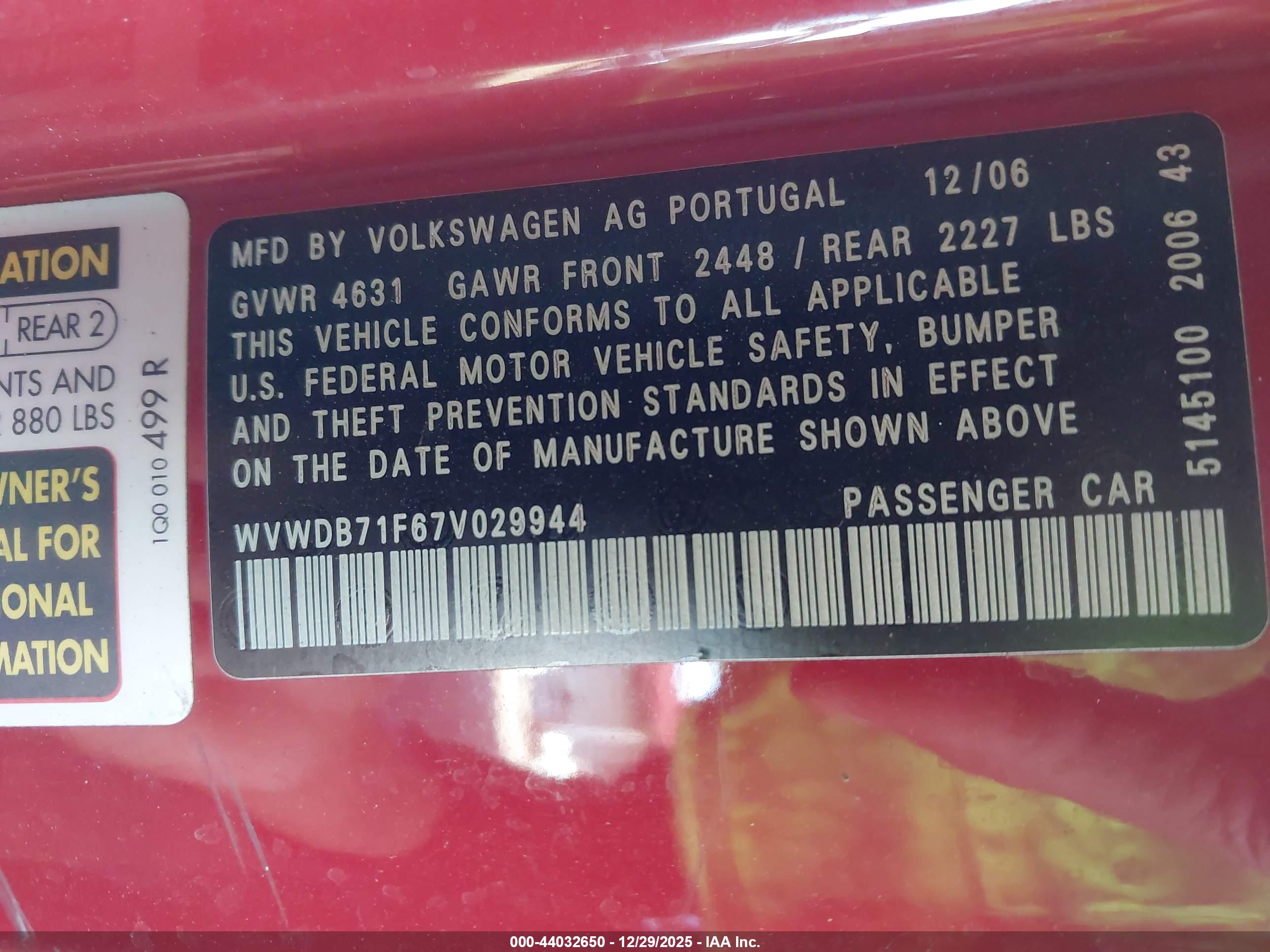 VOLKSWAGEN EOS image 9