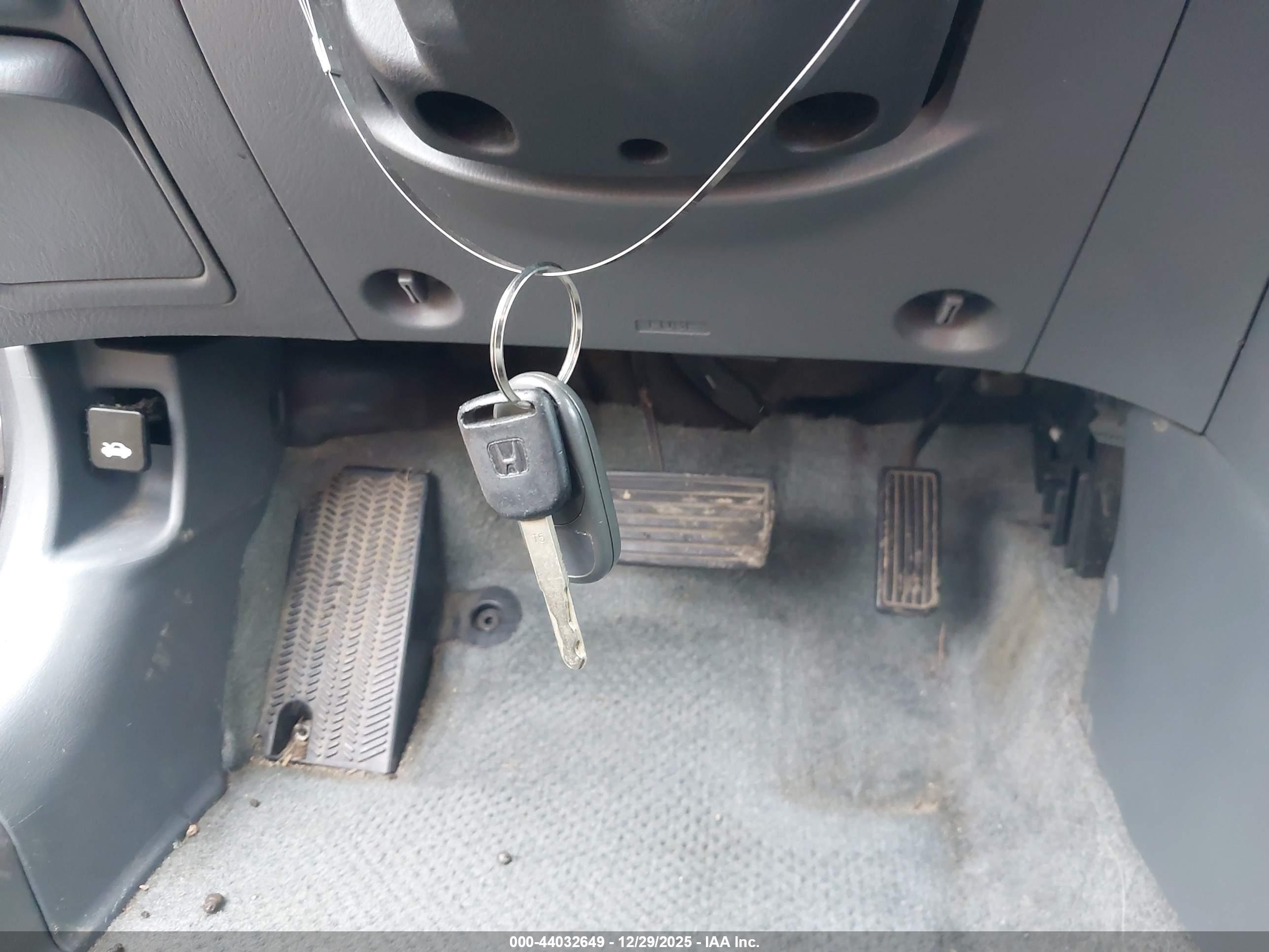 HONDA CIVIC image 11