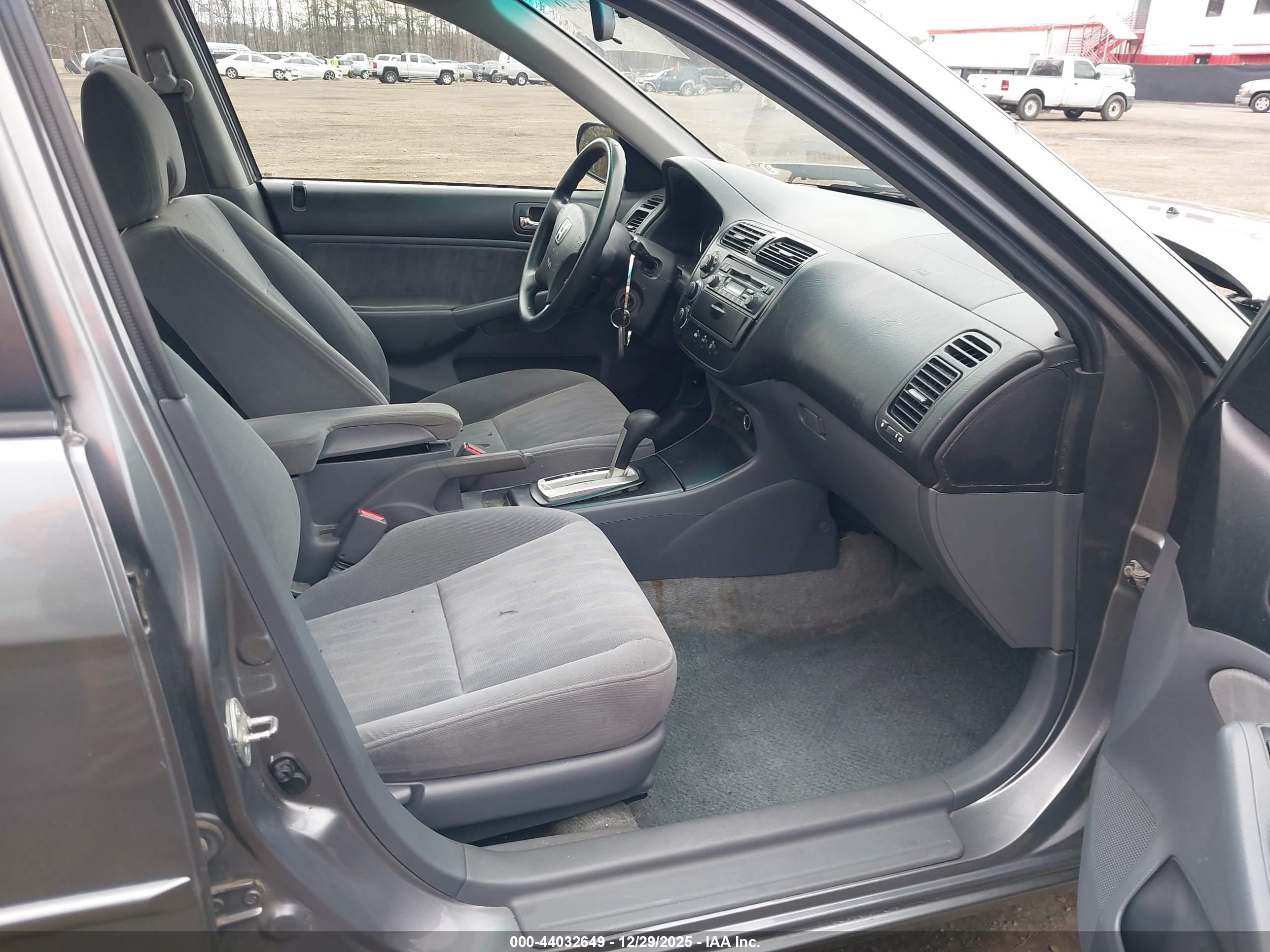 HONDA CIVIC image 5