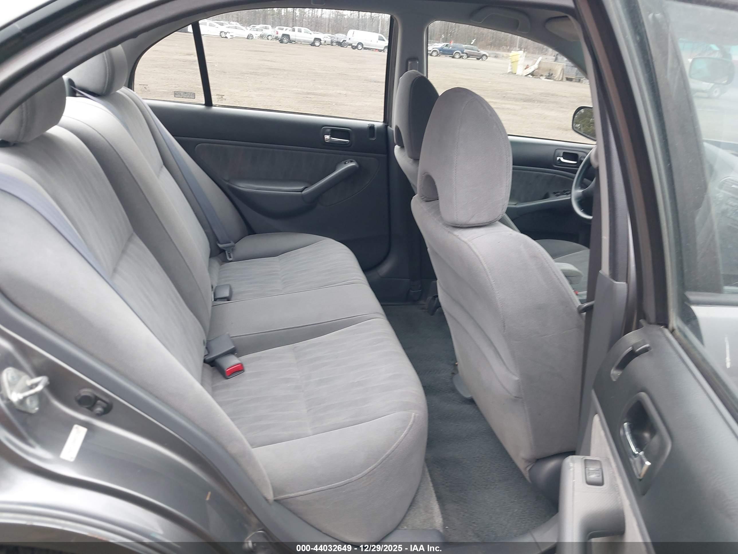 HONDA CIVIC image 8