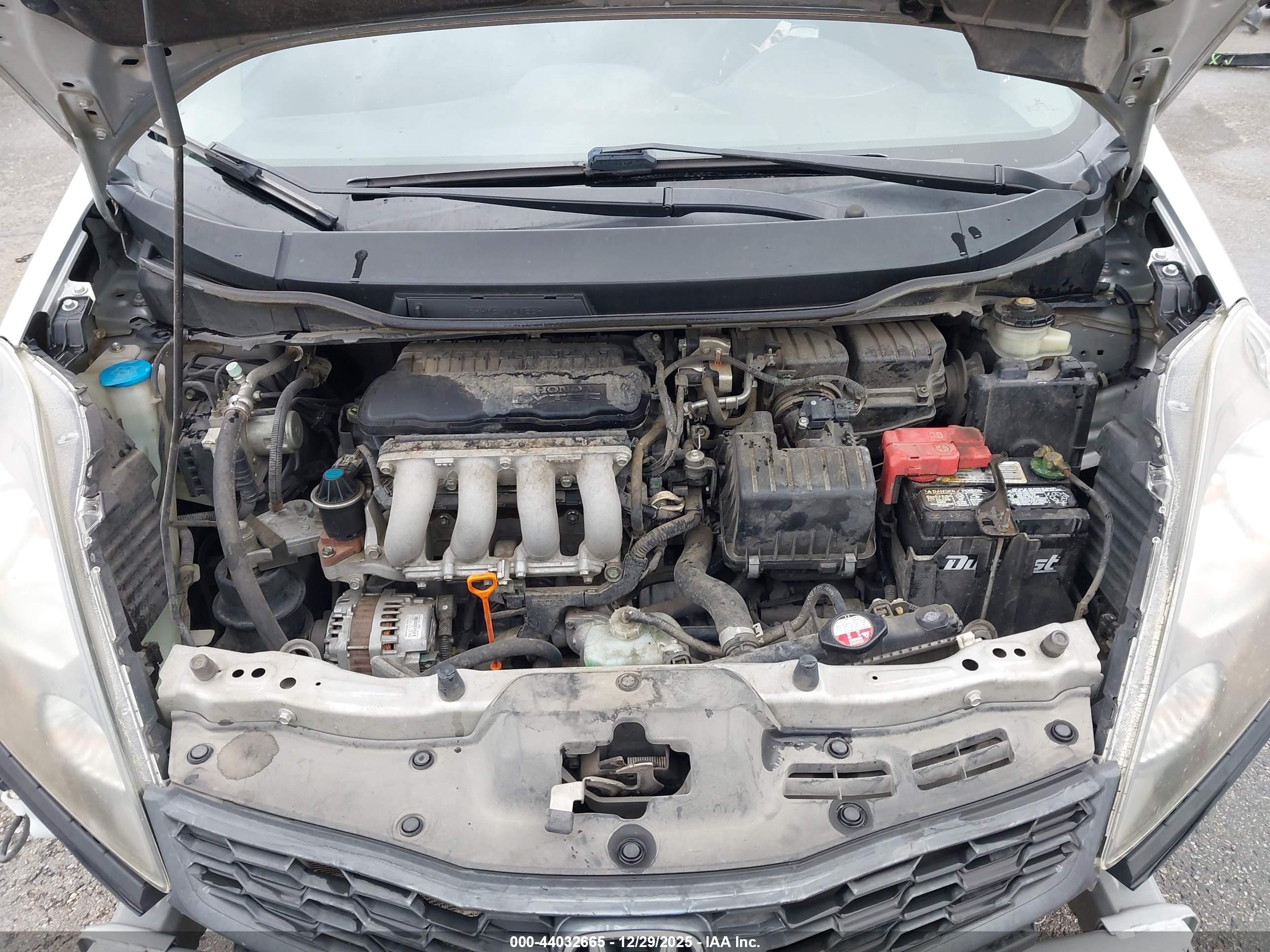 HONDA FIT image 10