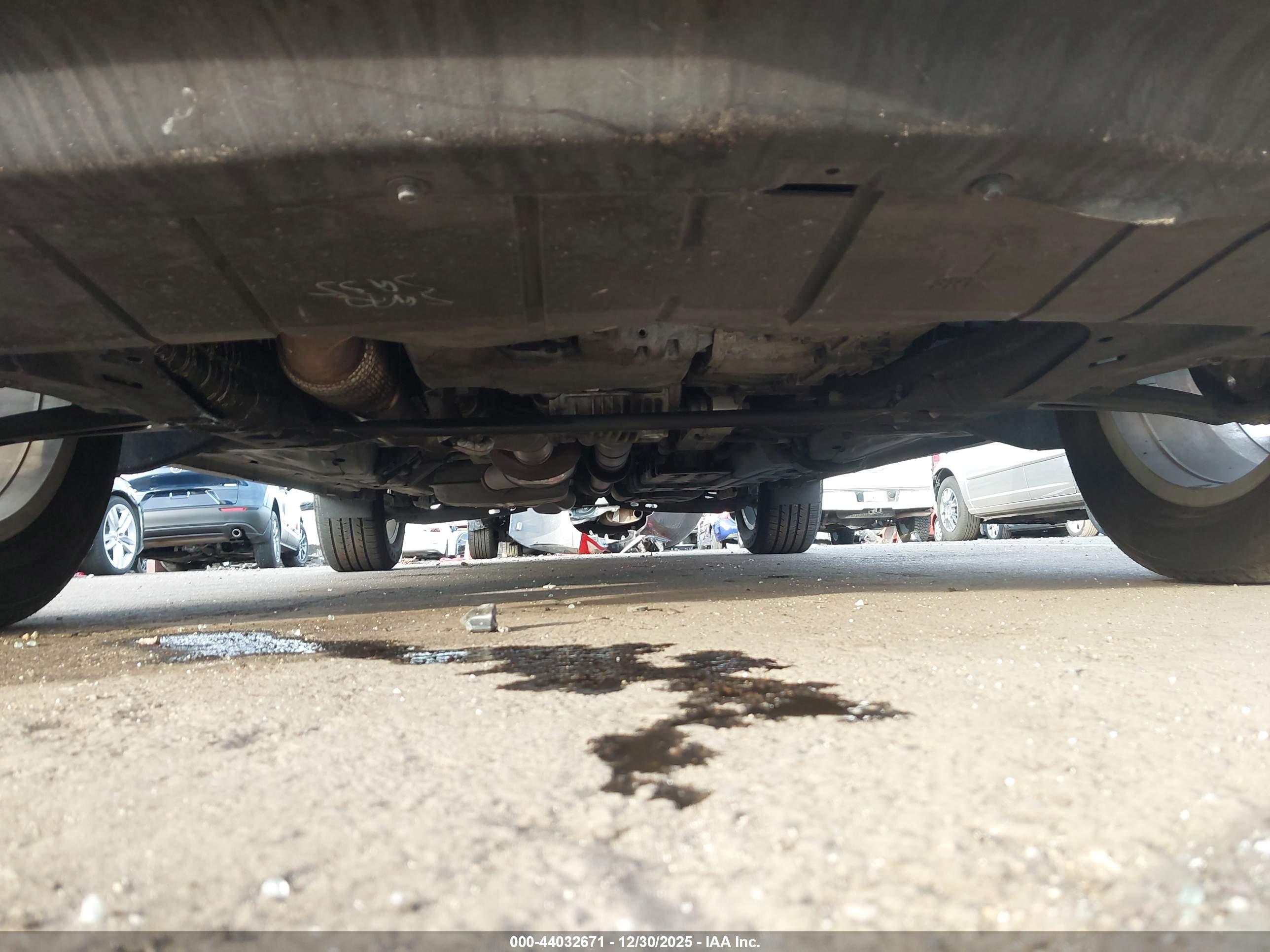 CHEVROLET EQUINOX image 6