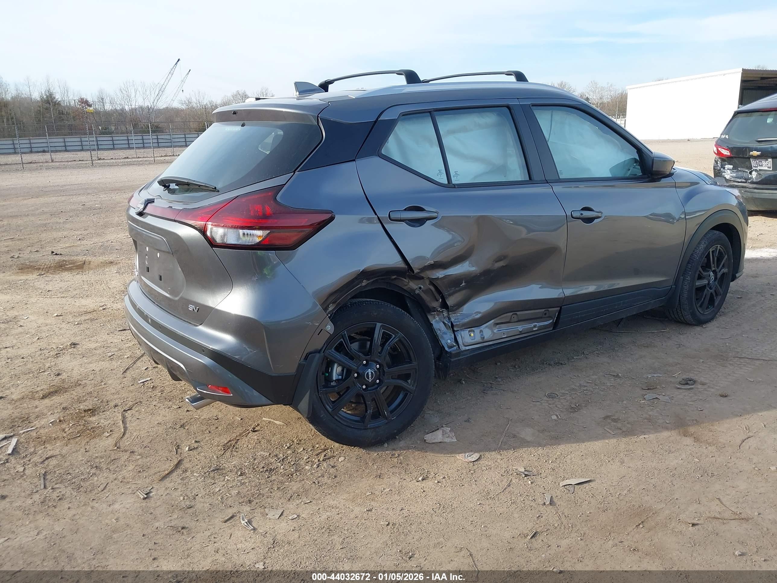 NISSAN KICKS image 6
