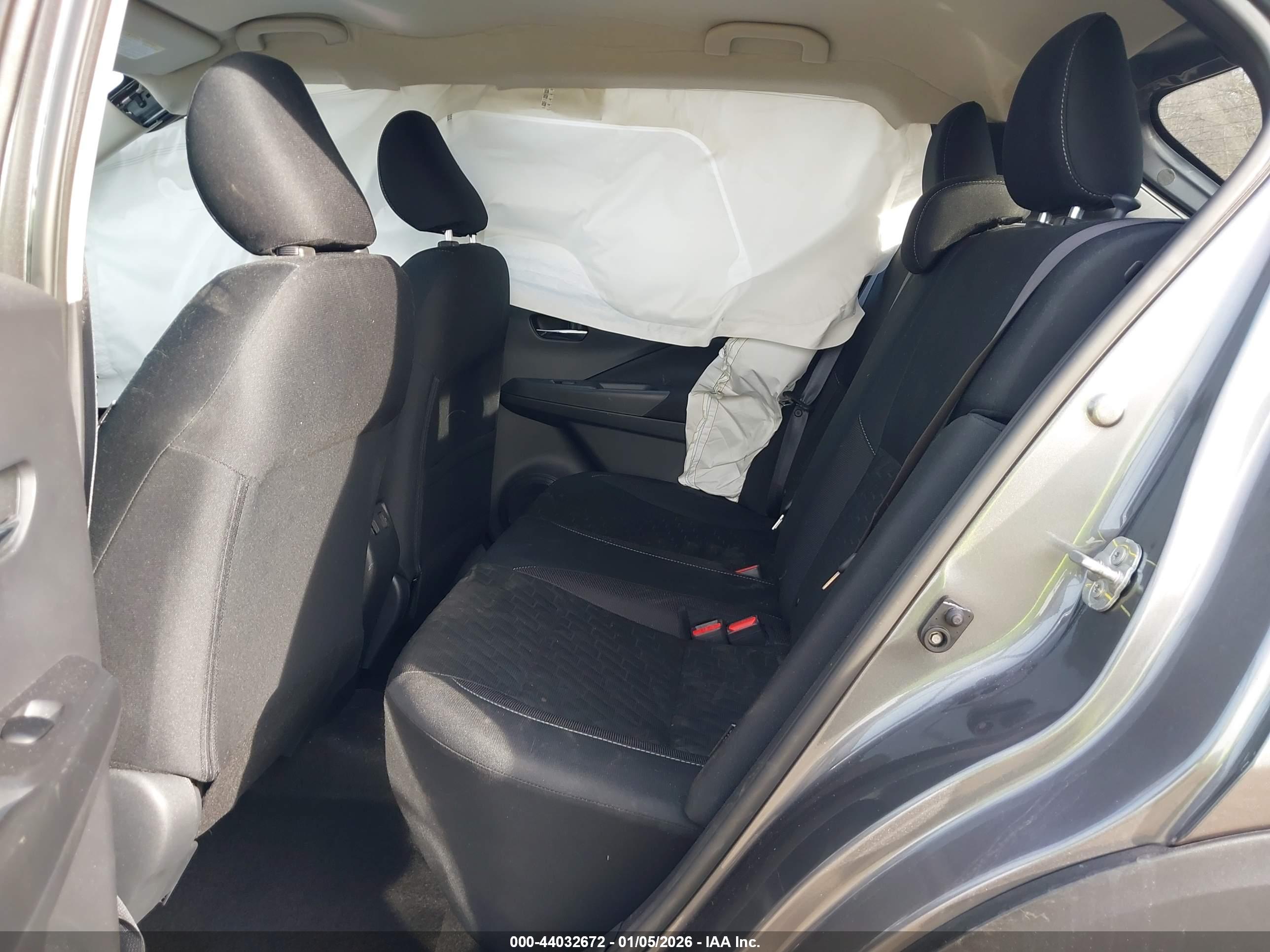 NISSAN KICKS image 8