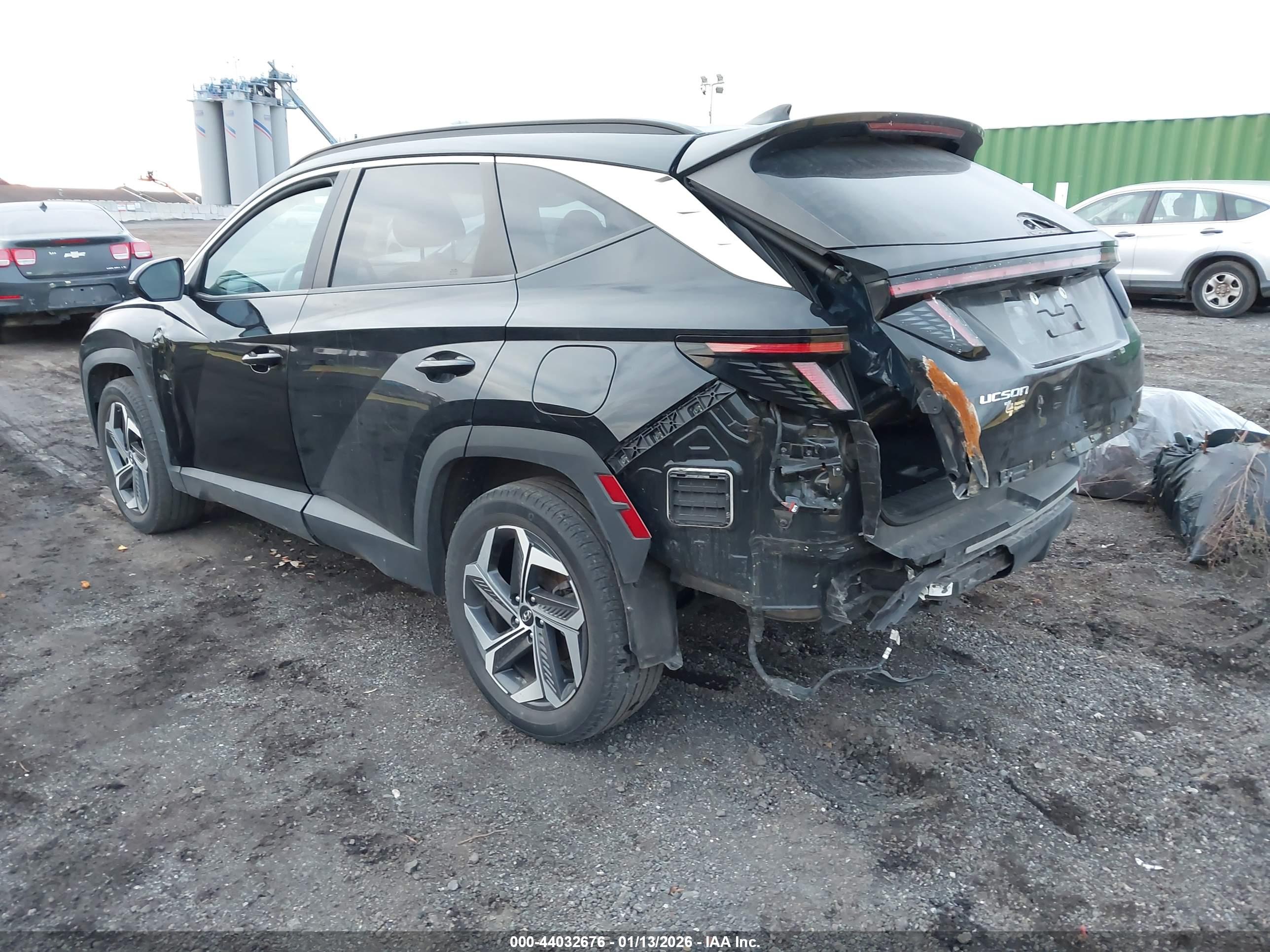 HYUNDAI TUCSON image 3