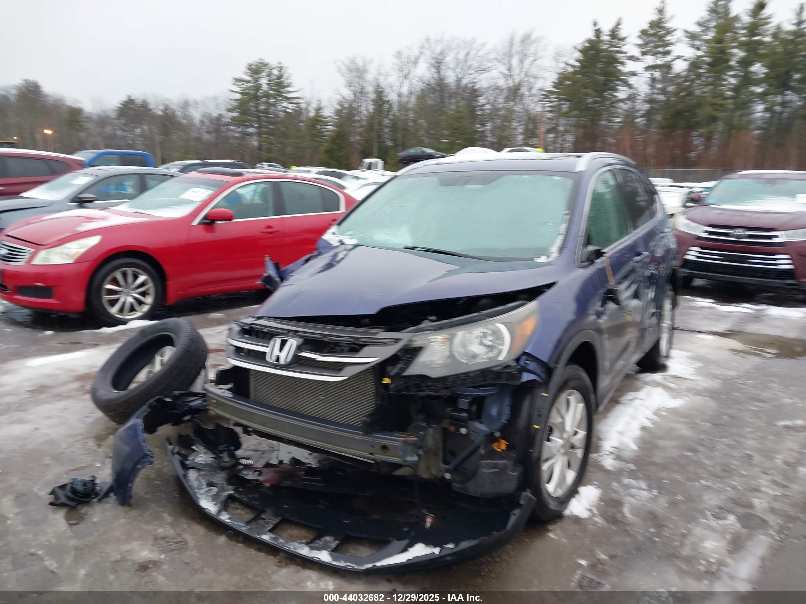 HONDA CR-V image 2