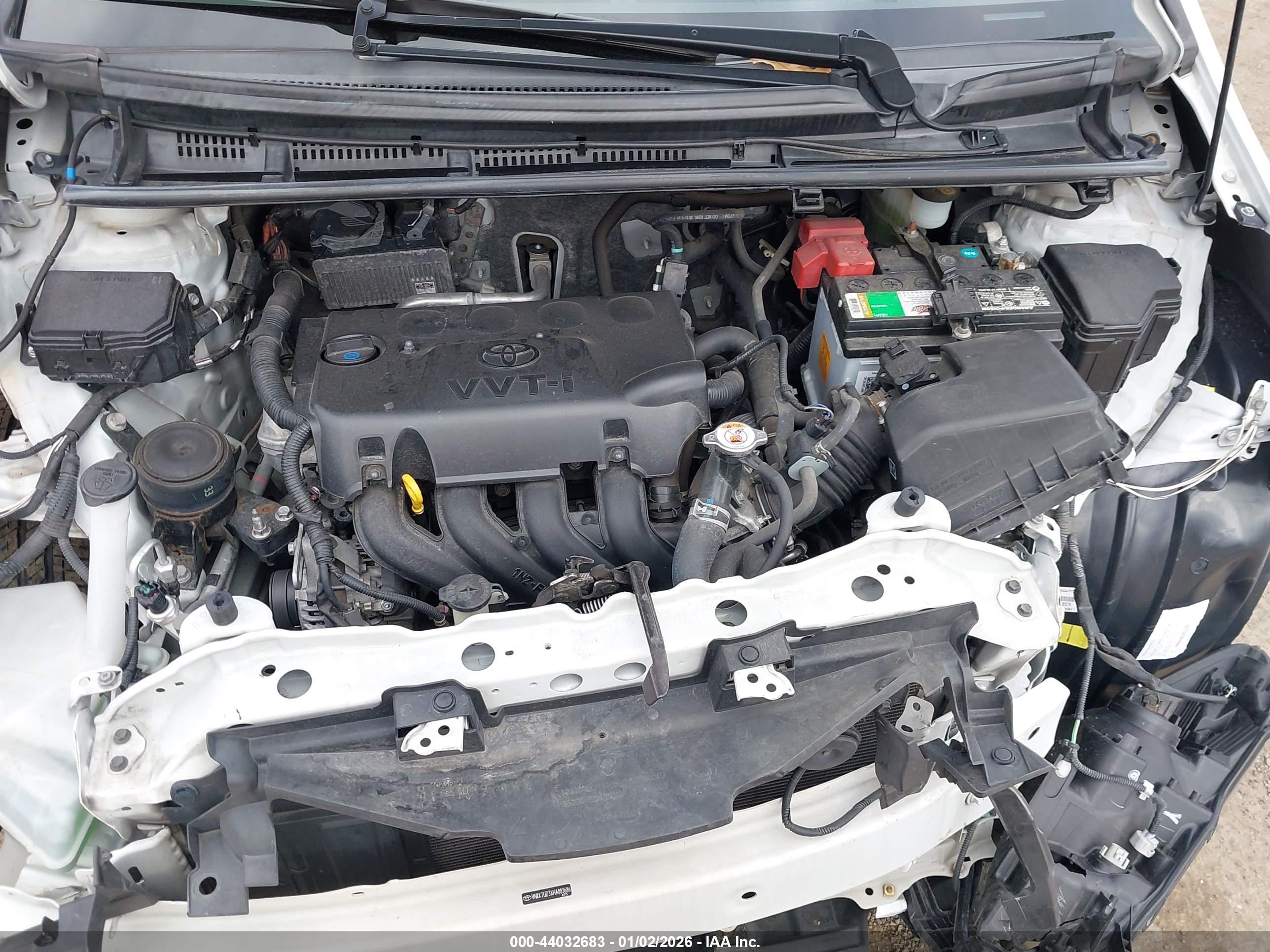 TOYOTA YARIS image 10
