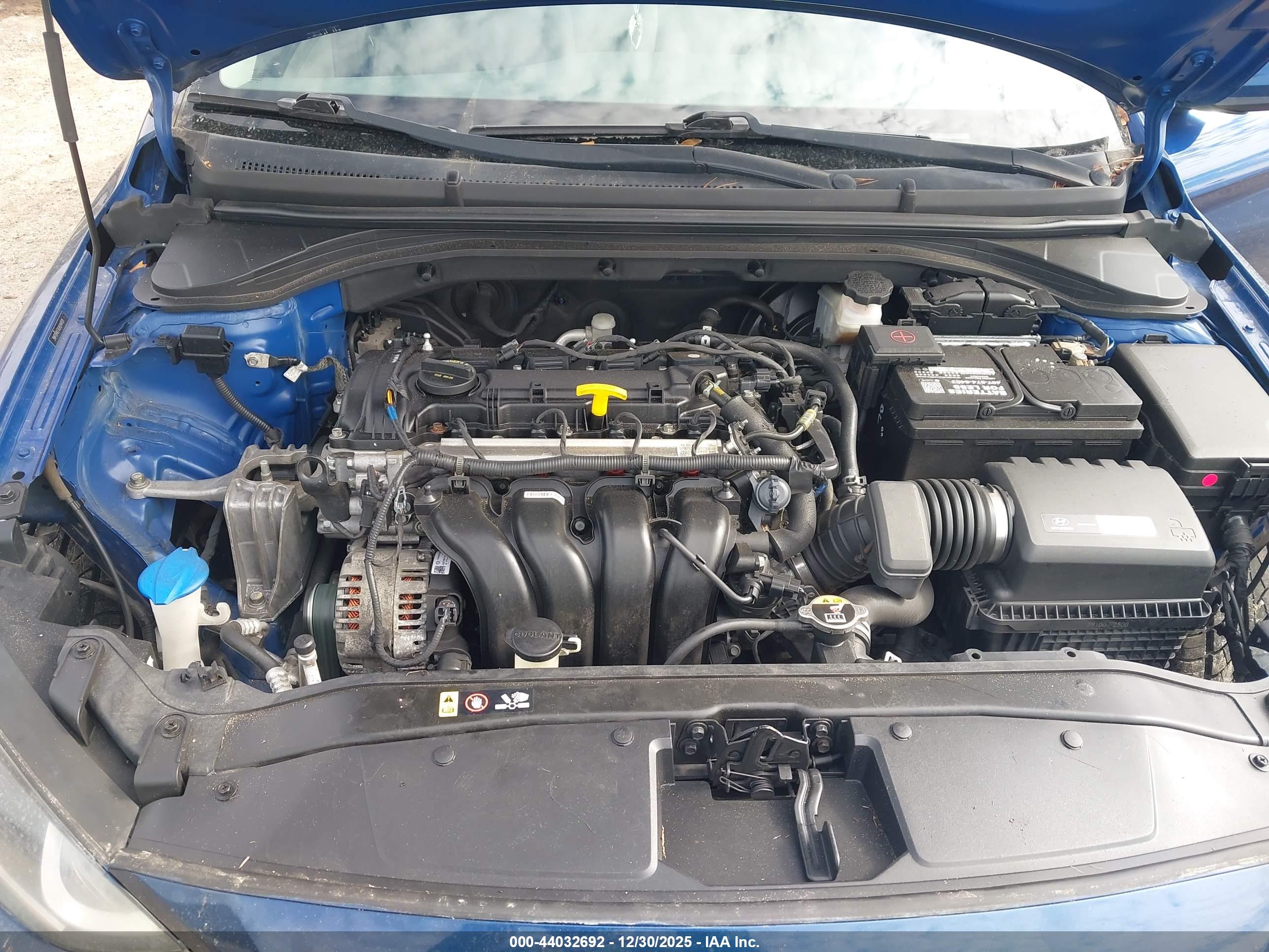 HYUNDAI ELANTRA image 10