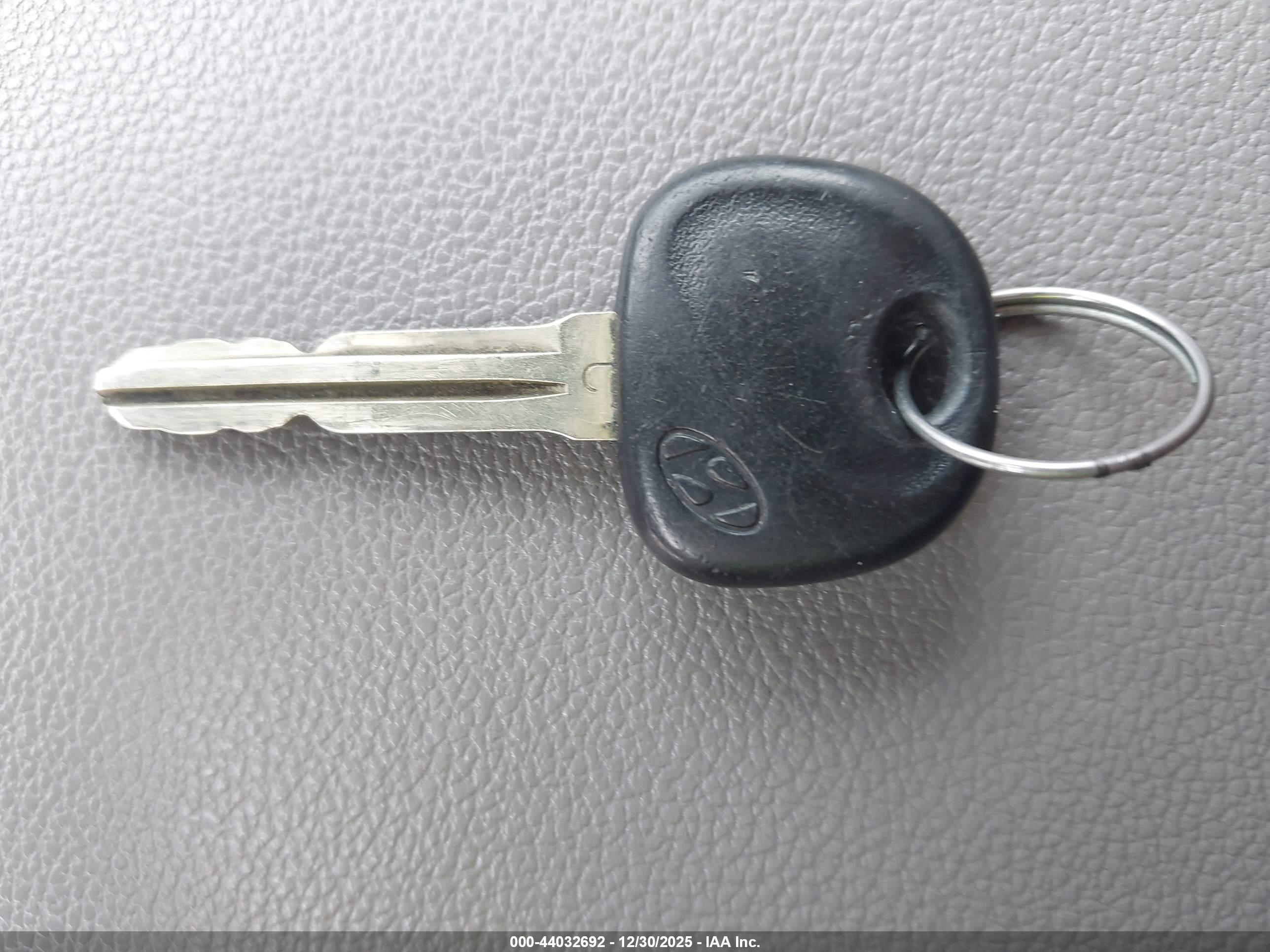 HYUNDAI ELANTRA image 11