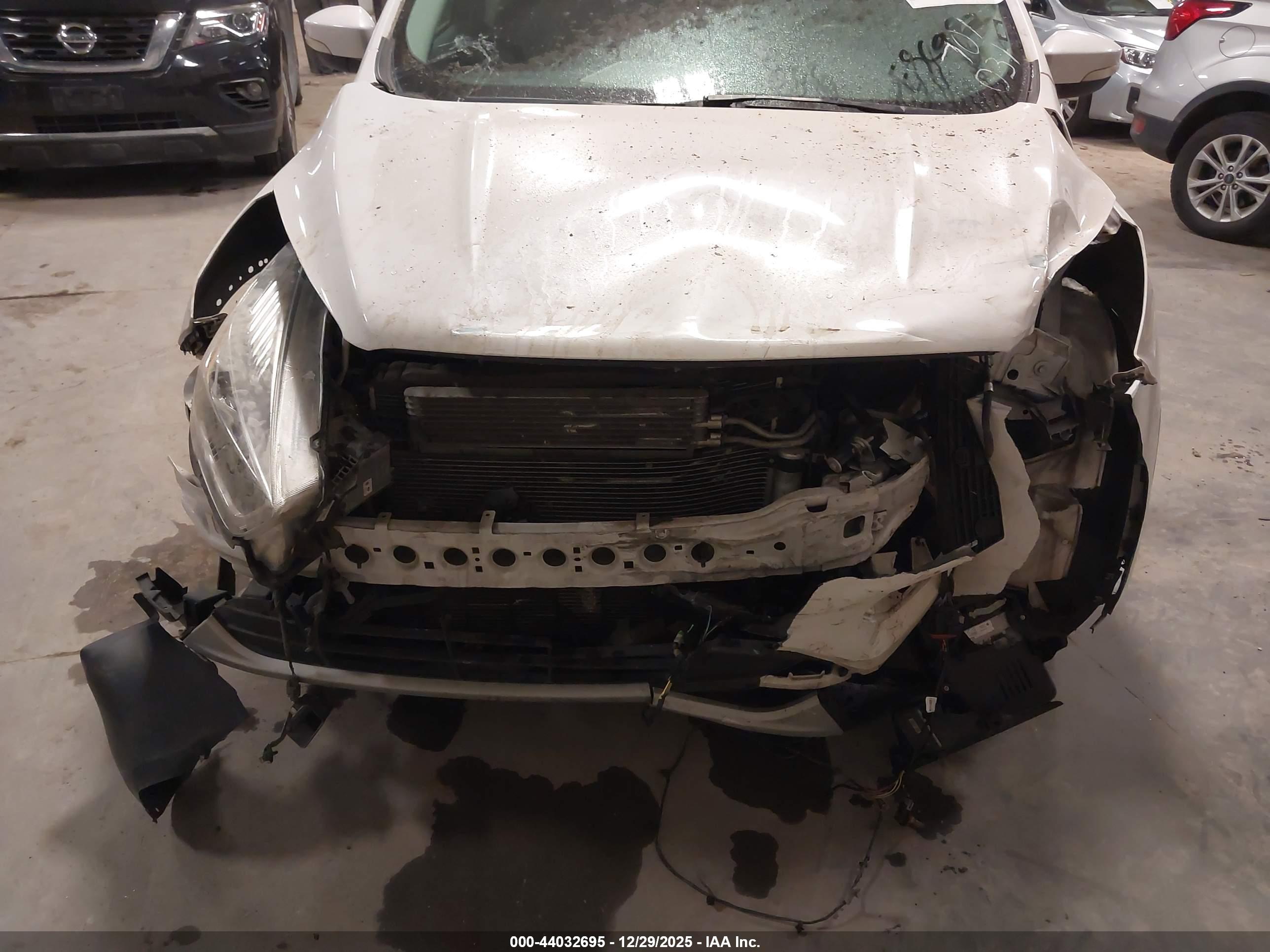 FORD ESCAPE image 6