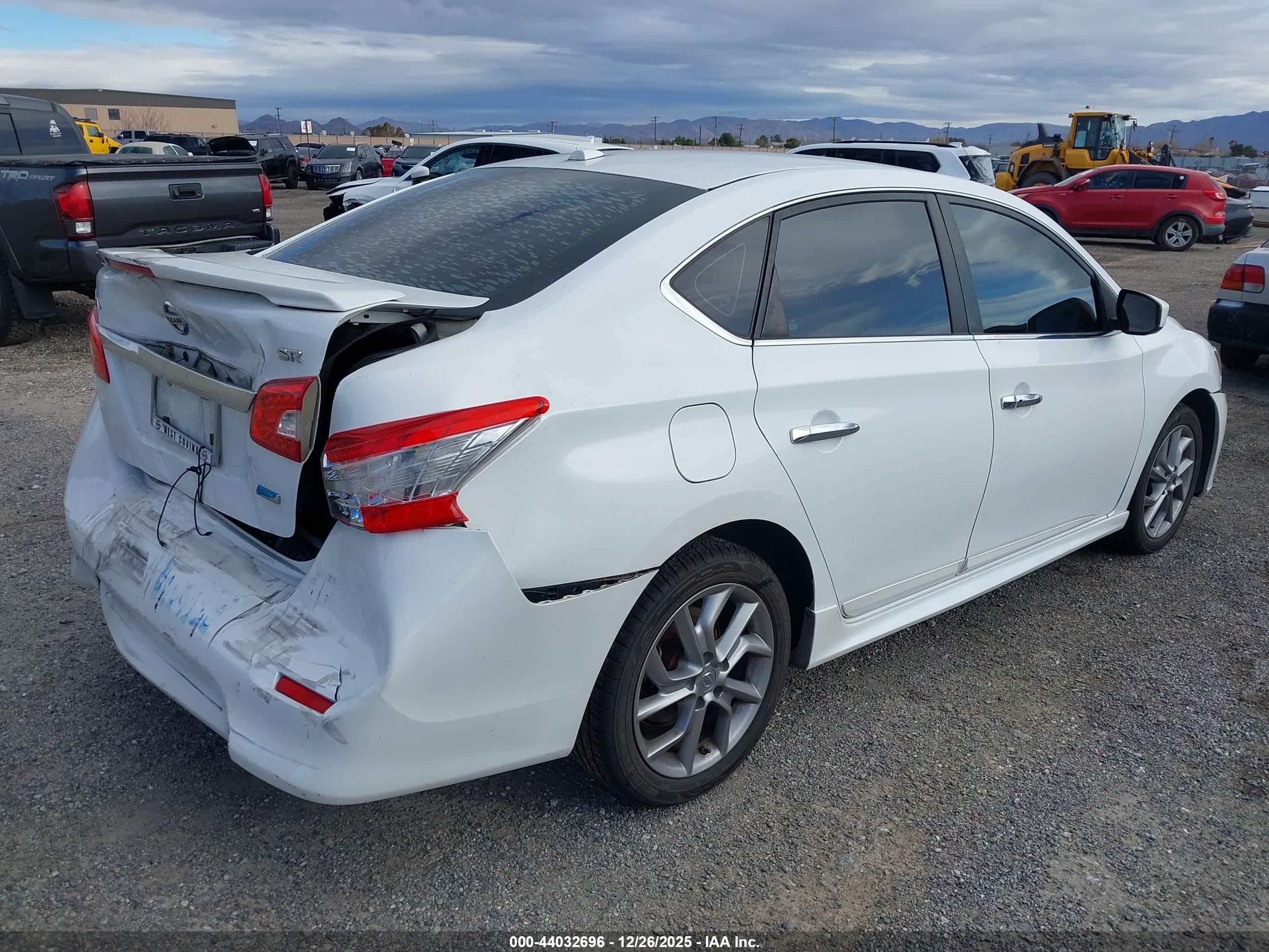 NISSAN SENTRA image 4