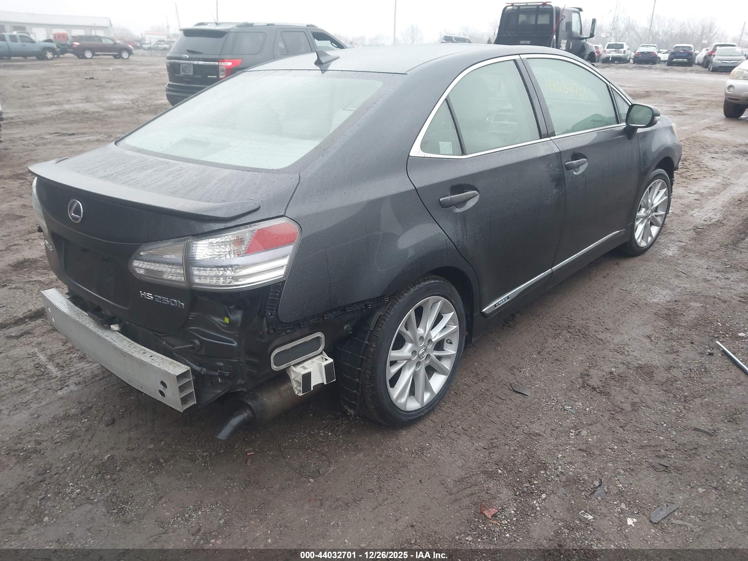 LEXUS HS image 4