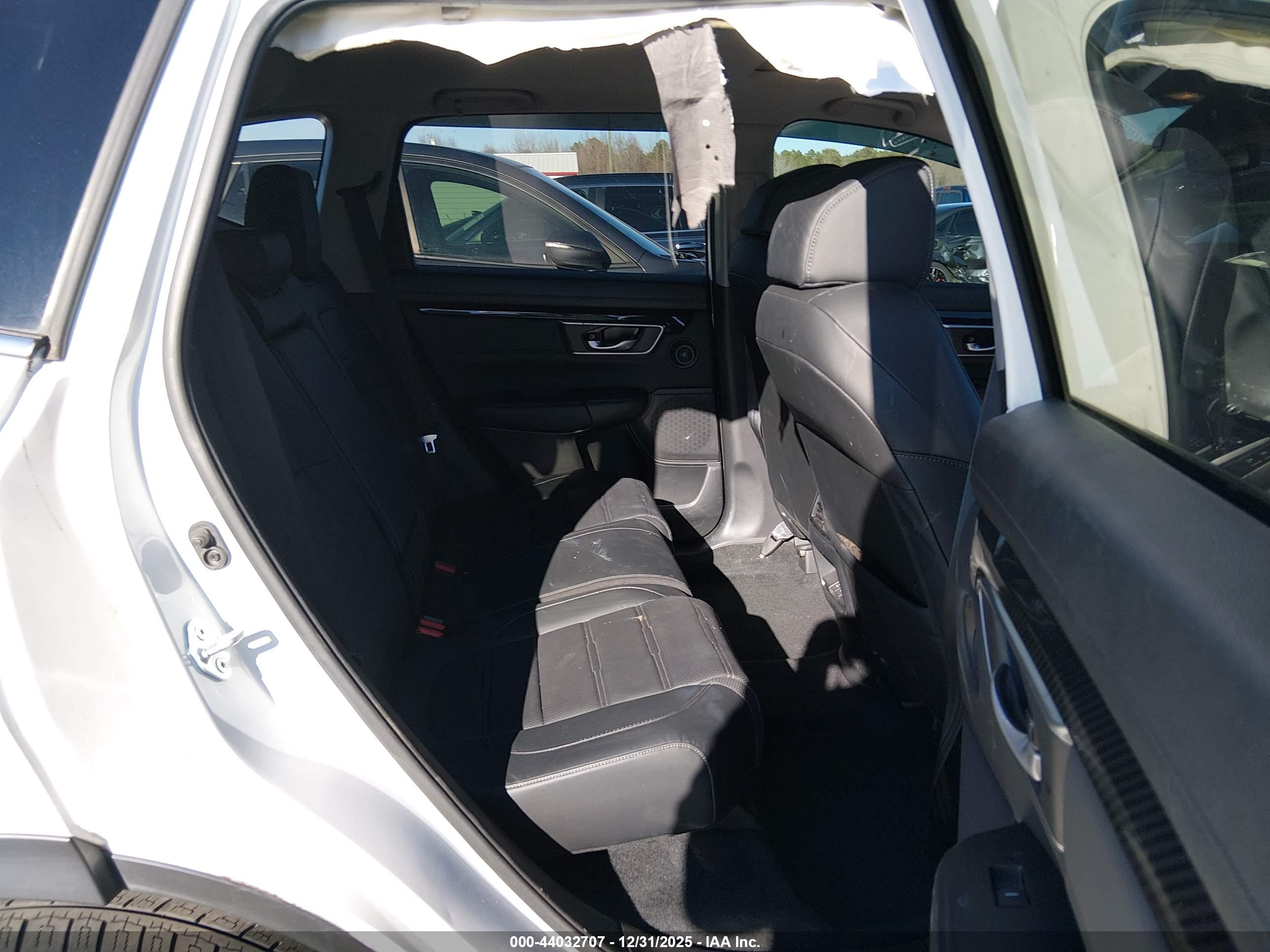 HONDA CR-V image 8