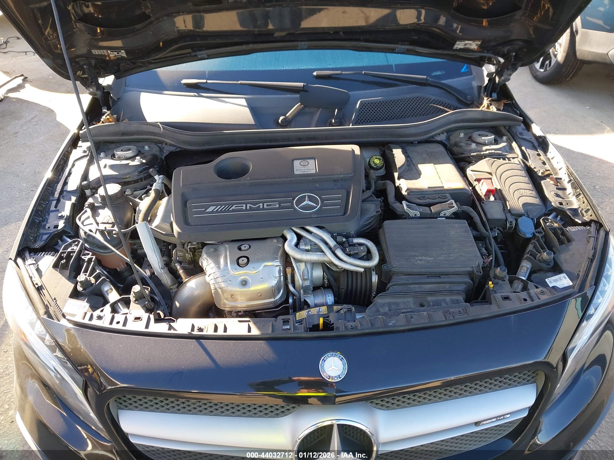 MERCEDES-BENZ GLA image 10
