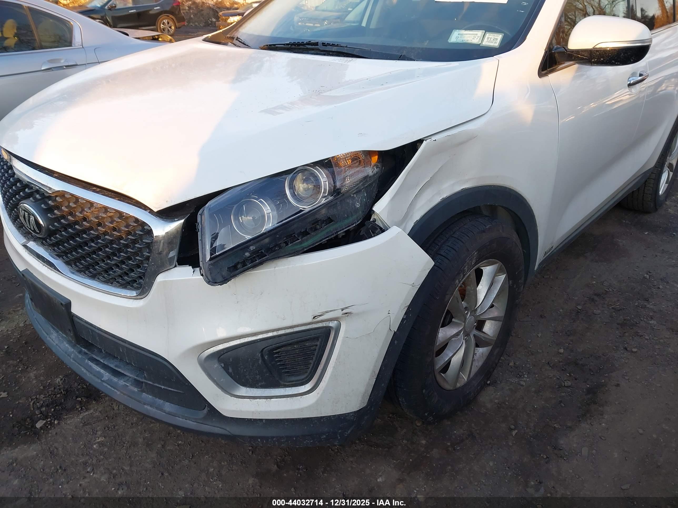 KIA SORENTO image 6