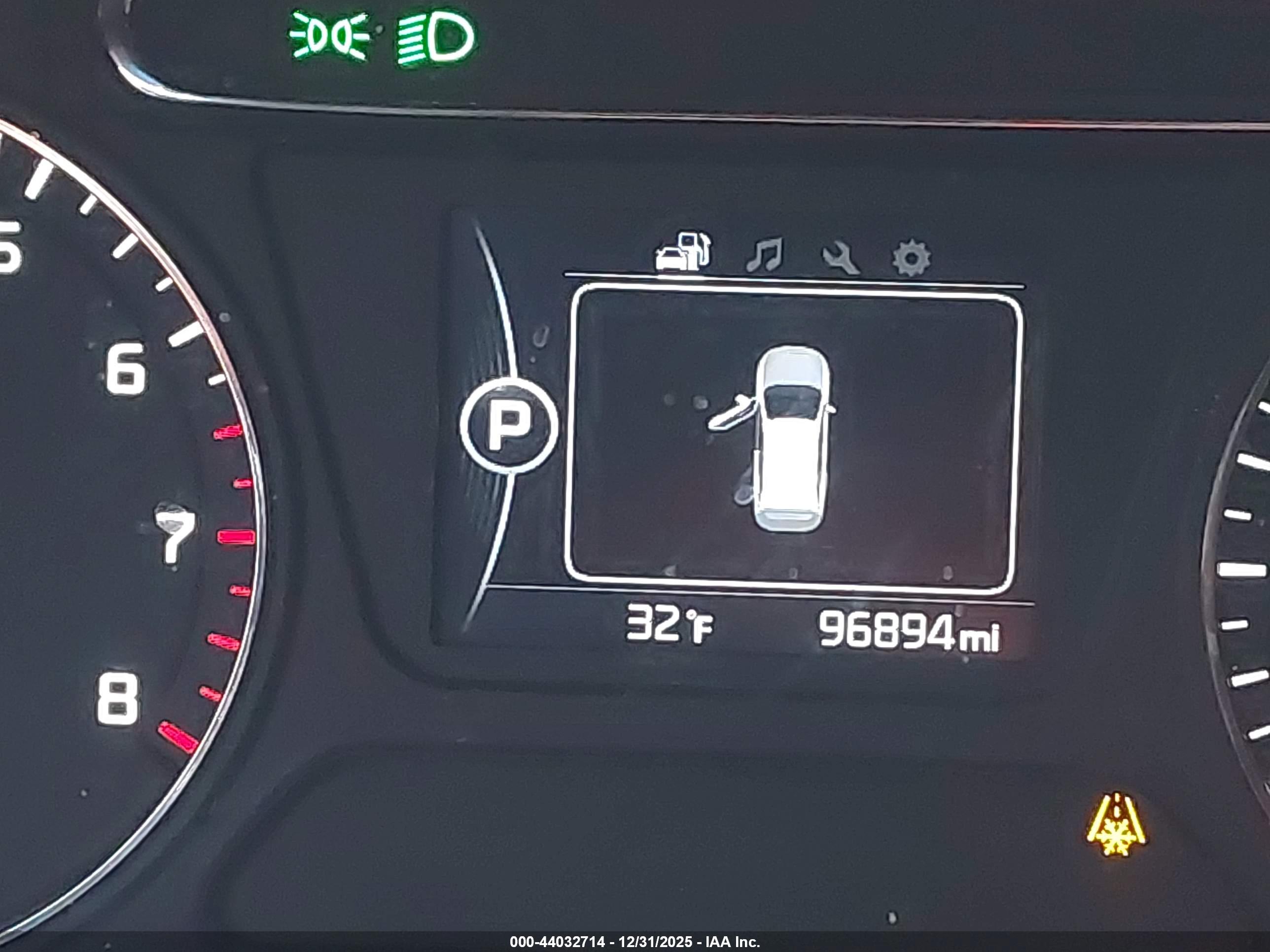 KIA SORENTO image 7