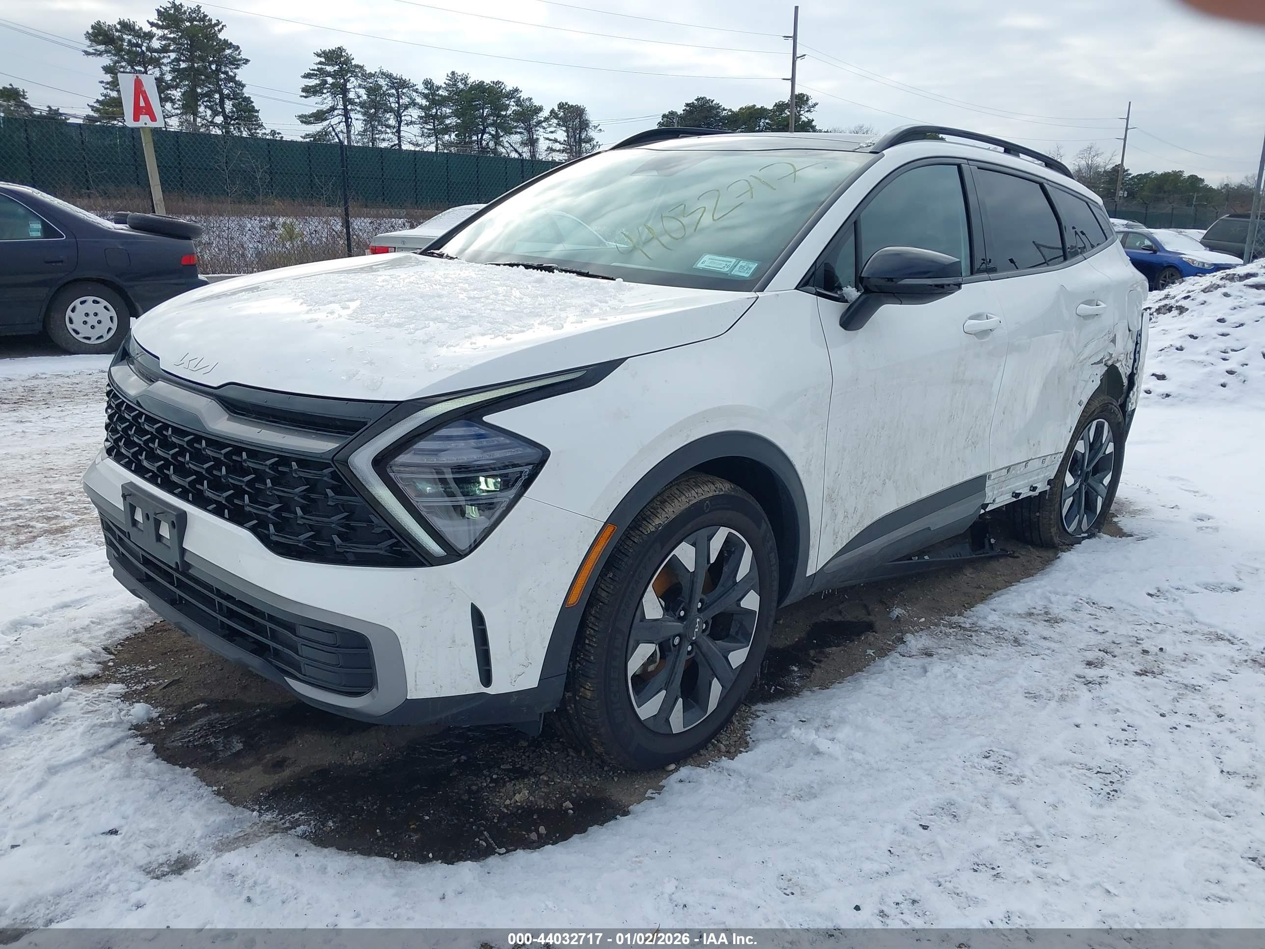 KIA SPORTAGE image 2
