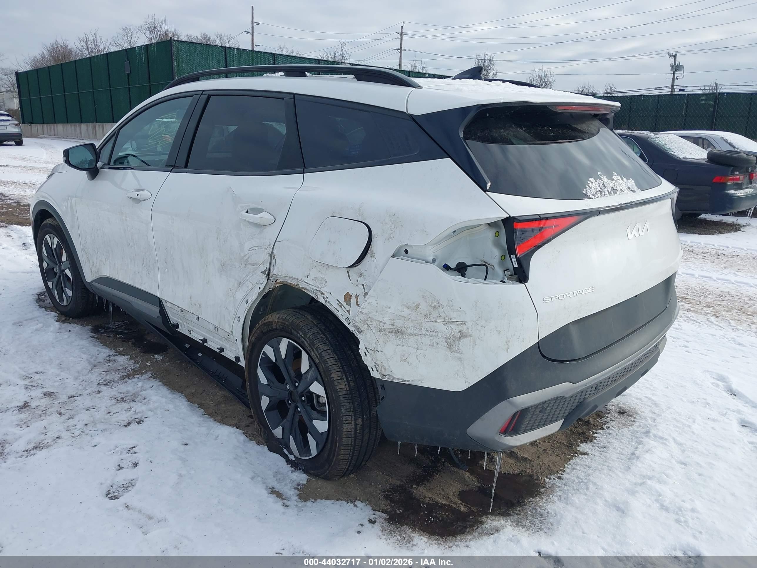 KIA SPORTAGE image 3