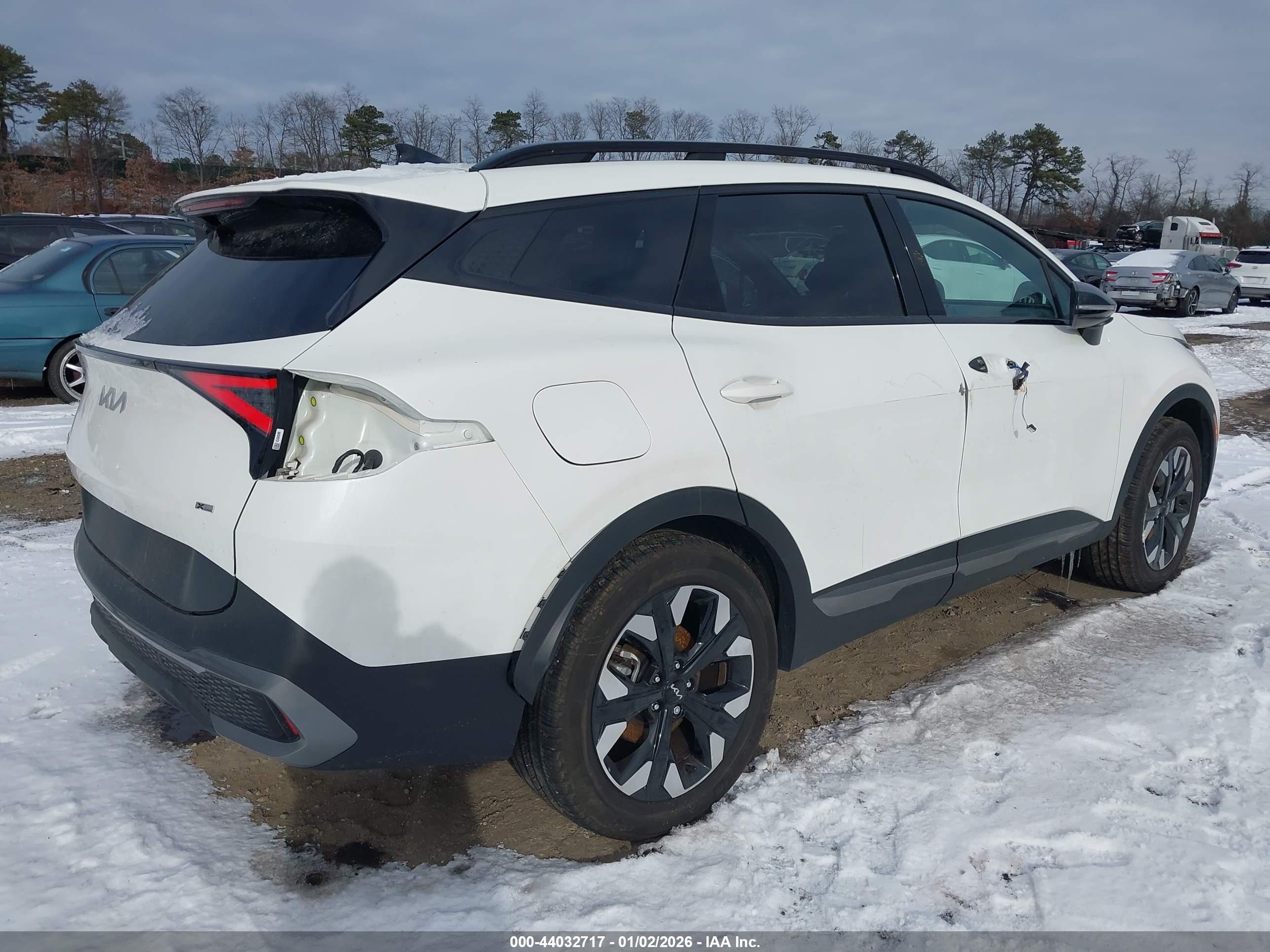 KIA SPORTAGE image 4