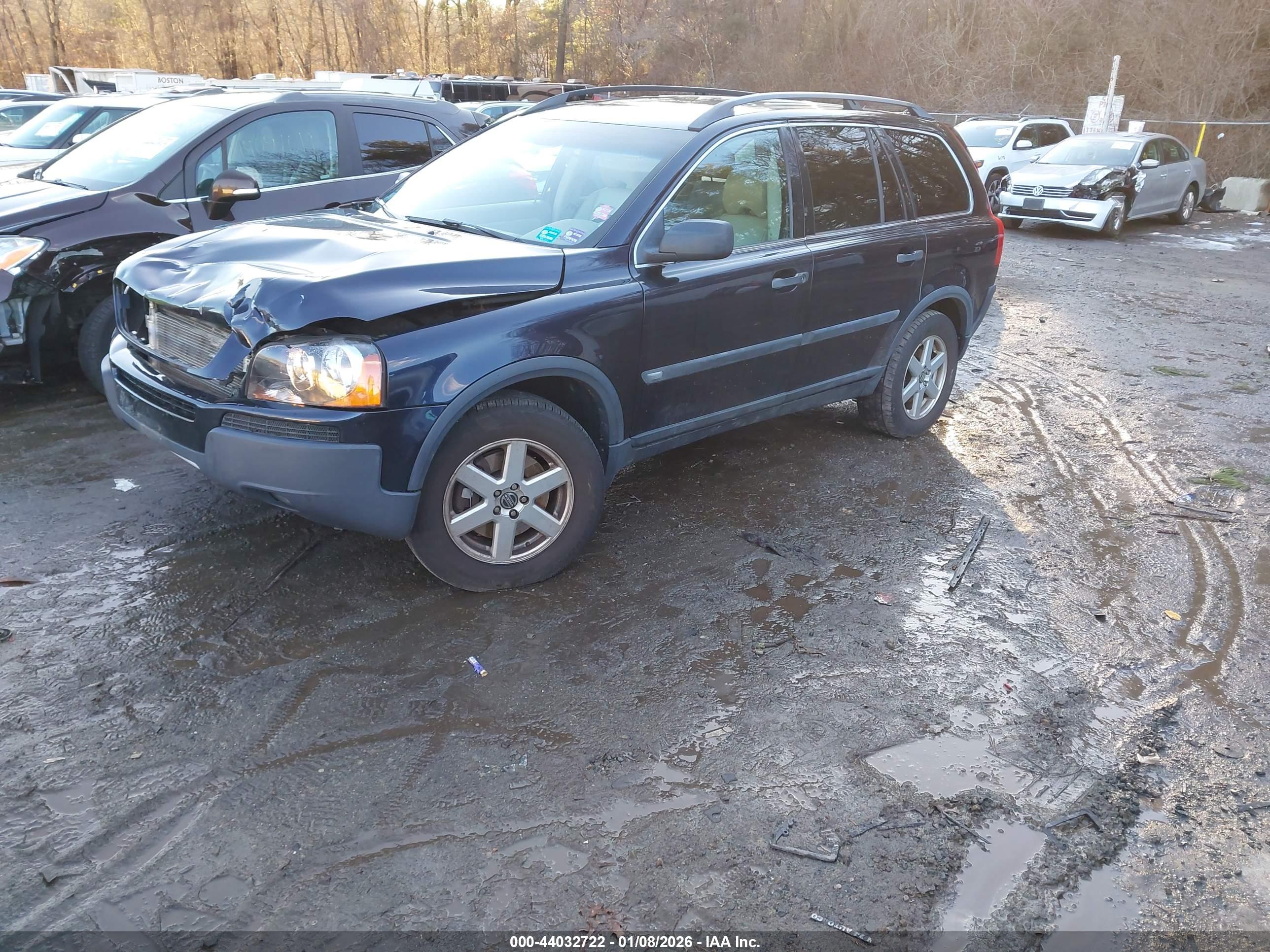 VOLVO XC90 image 2
