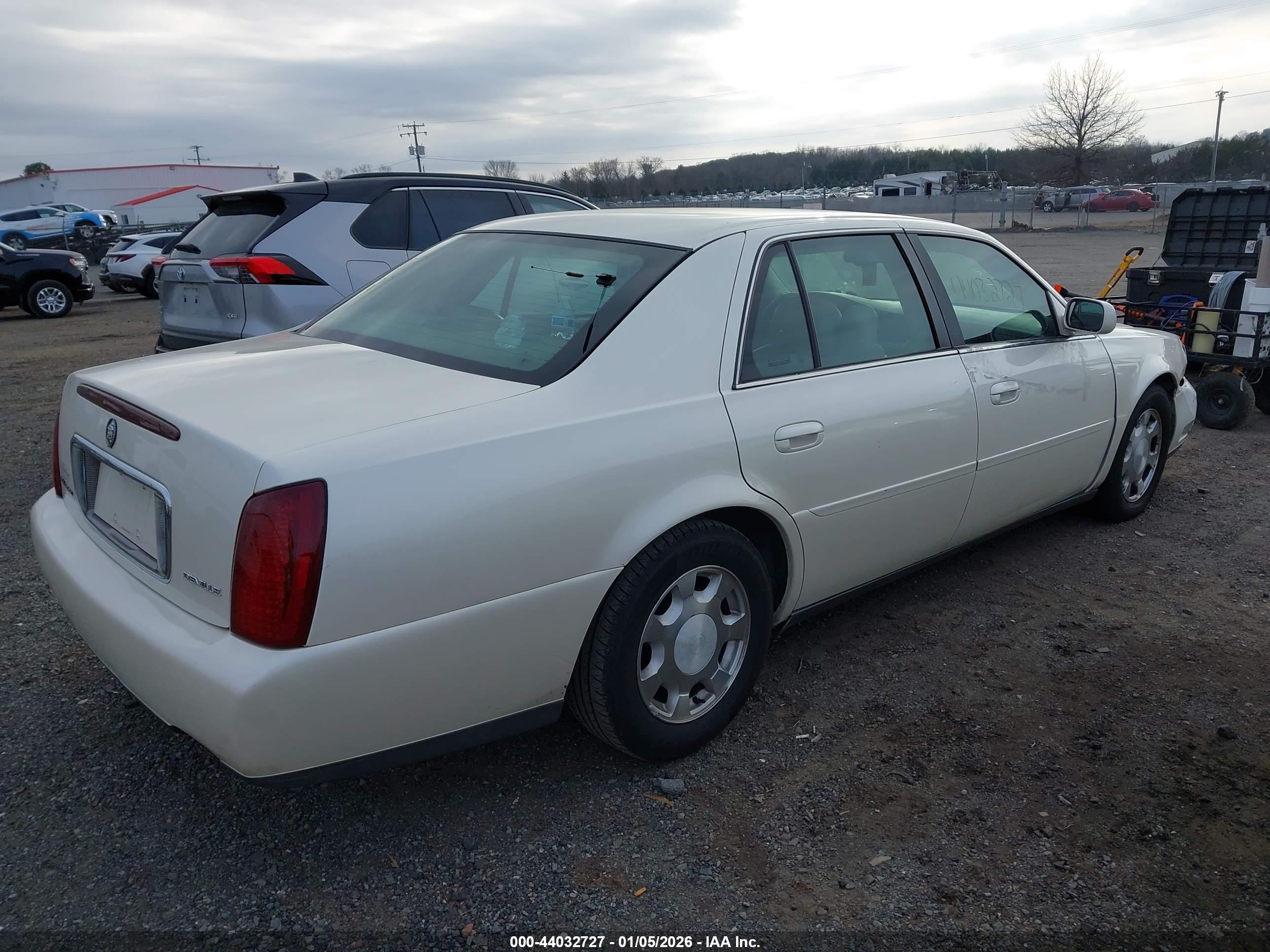 CADILLAC DEVILLE image 4