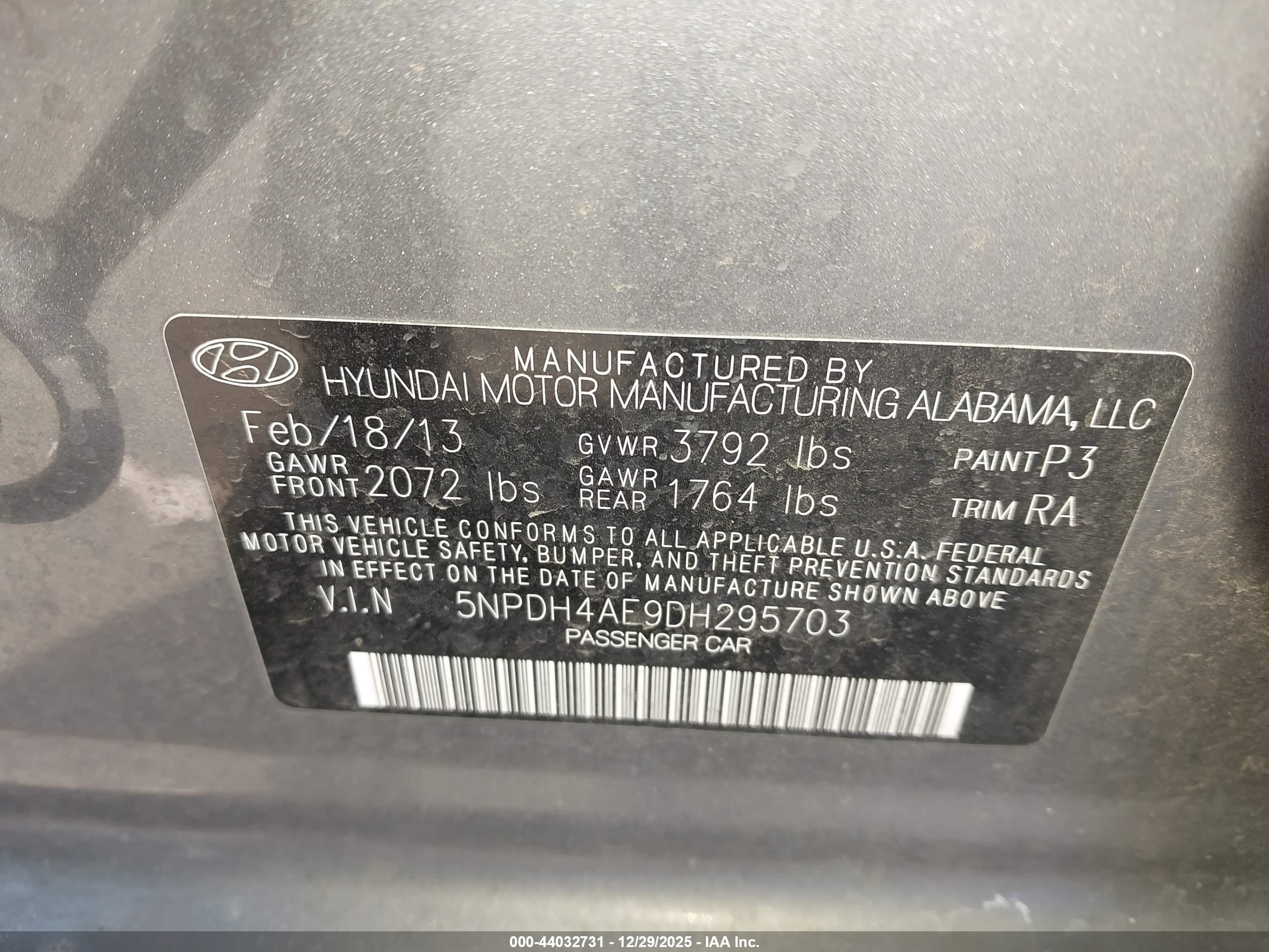 HYUNDAI ELANTRA image 9