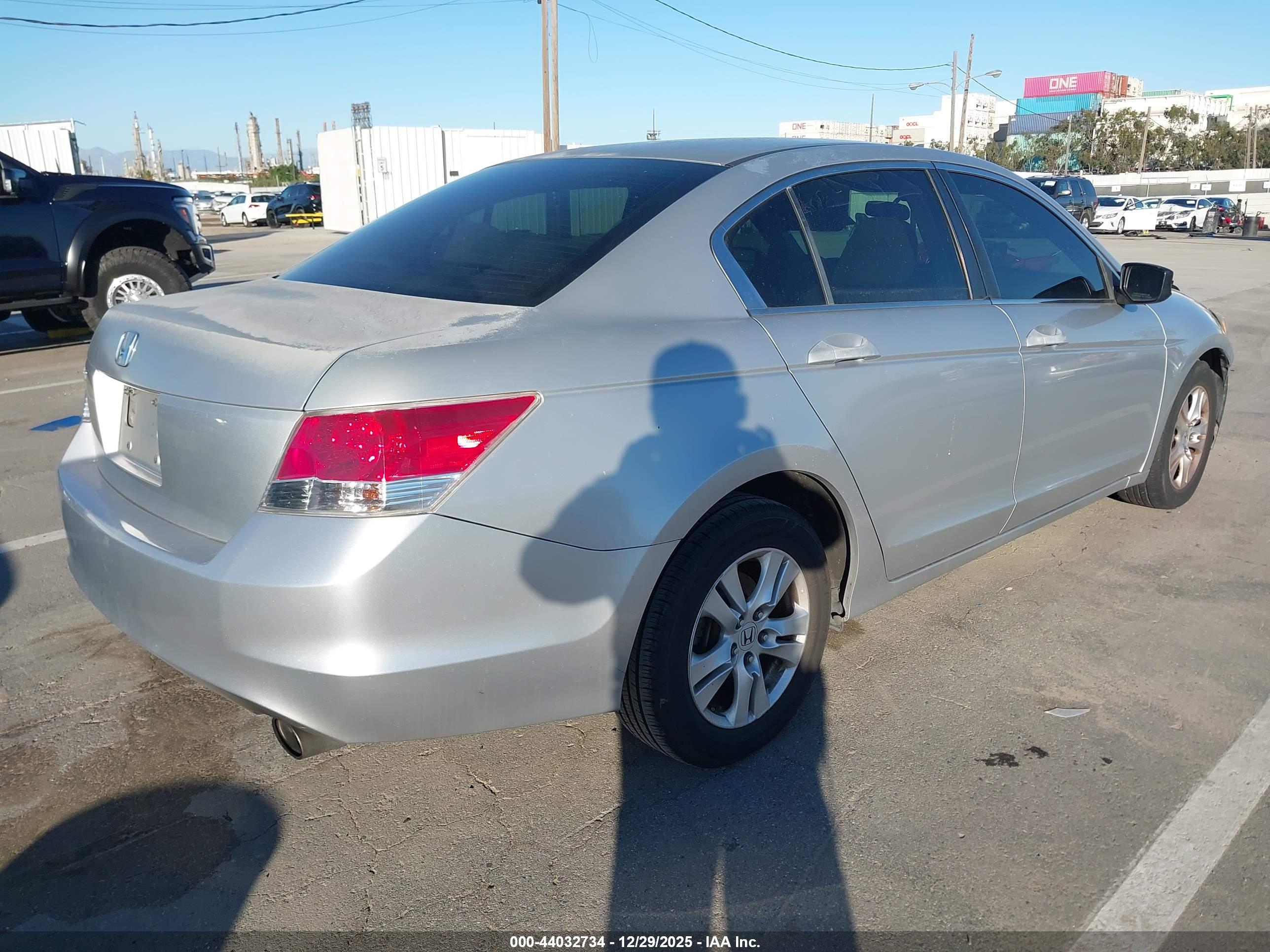 HONDA ACCORD image 4