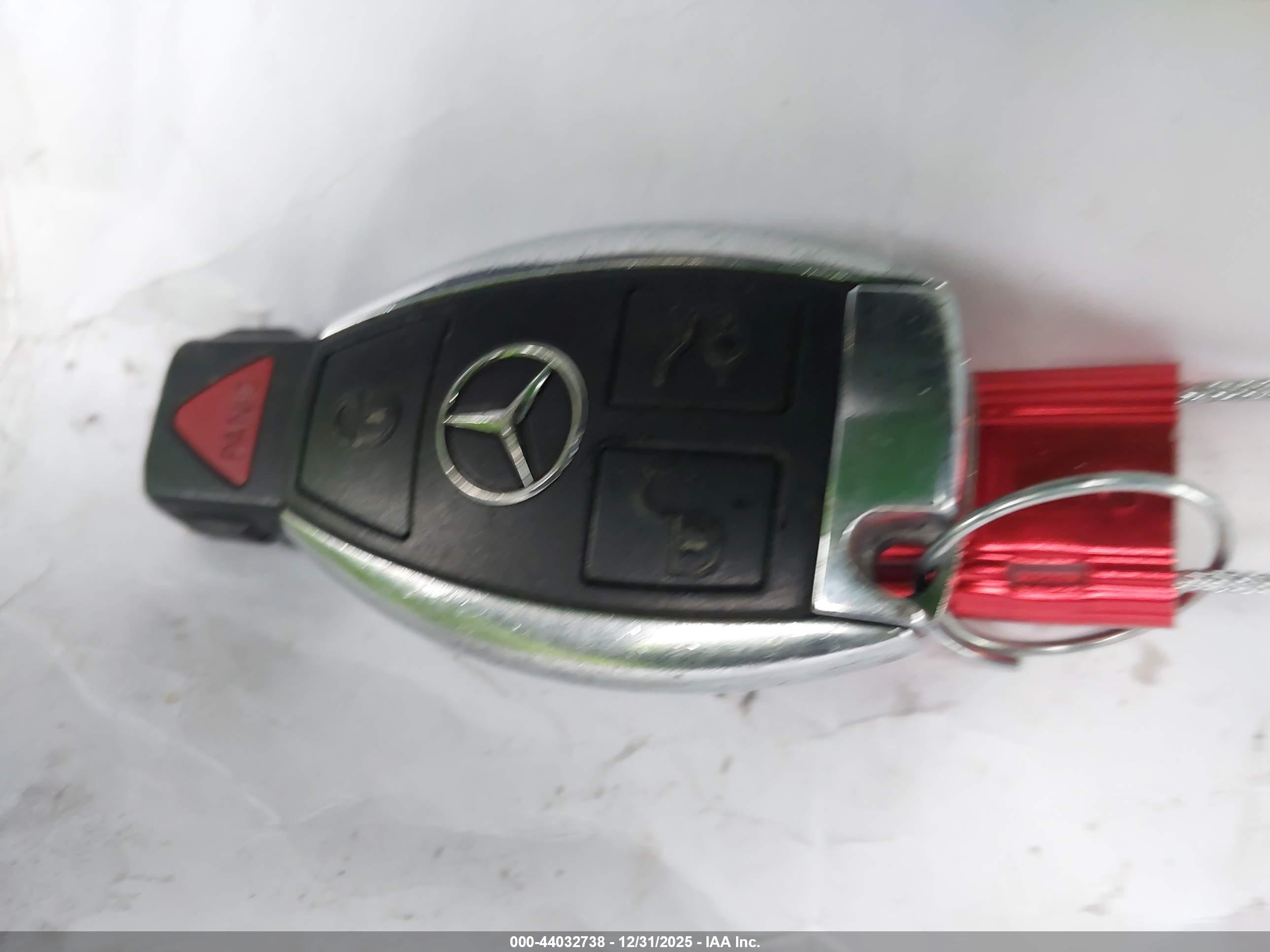 MERCEDES-BENZ C image 11