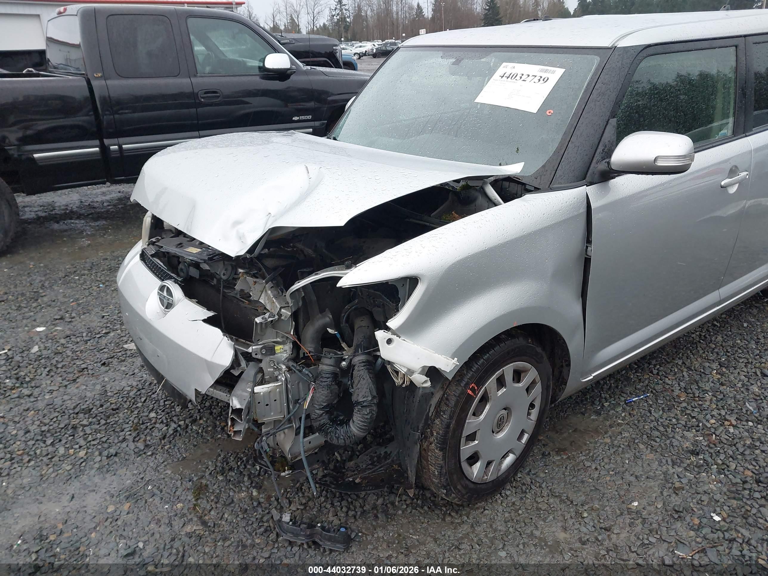 SCION XB image 6