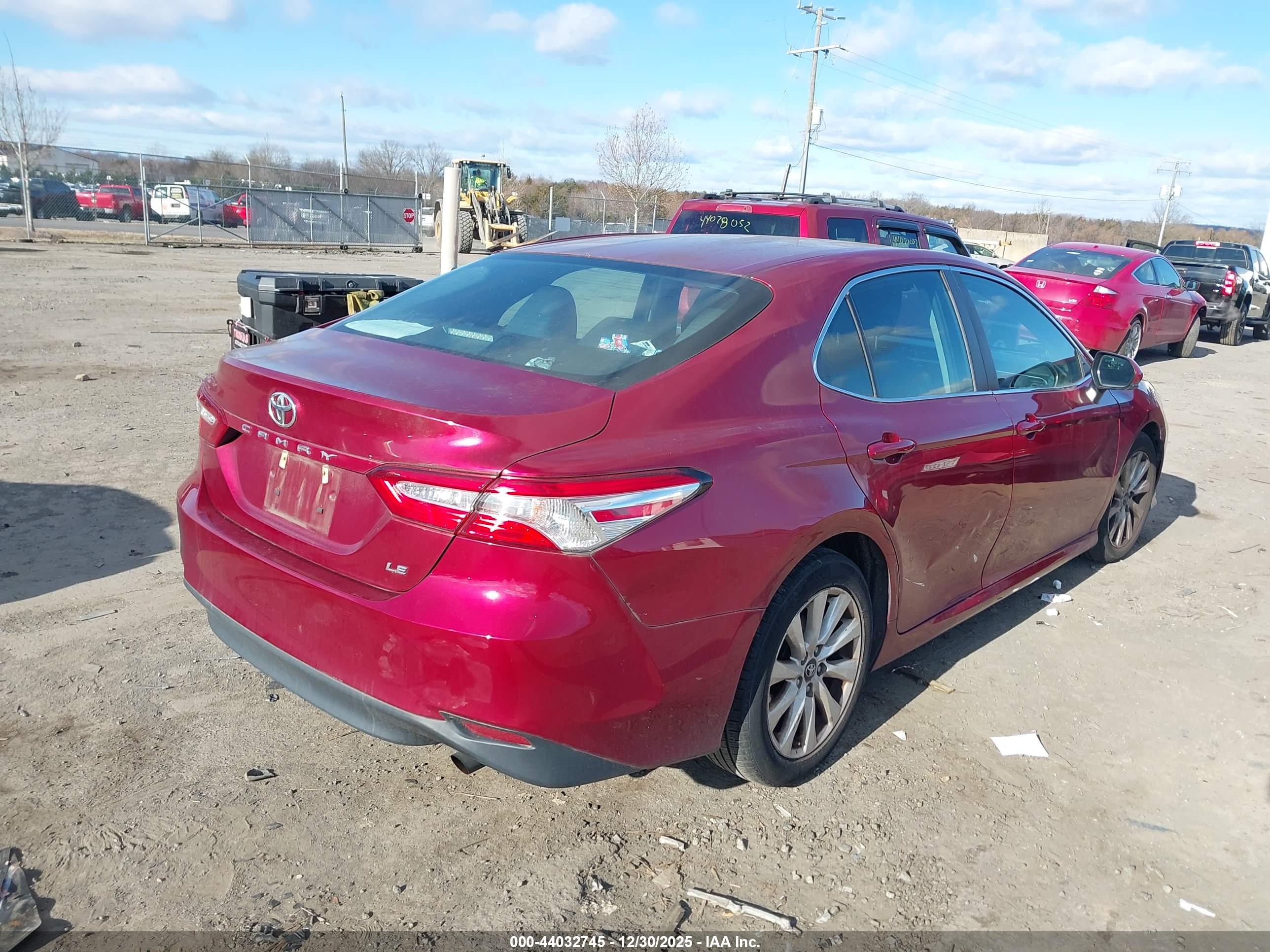 TOYOTA CAMRY image 4