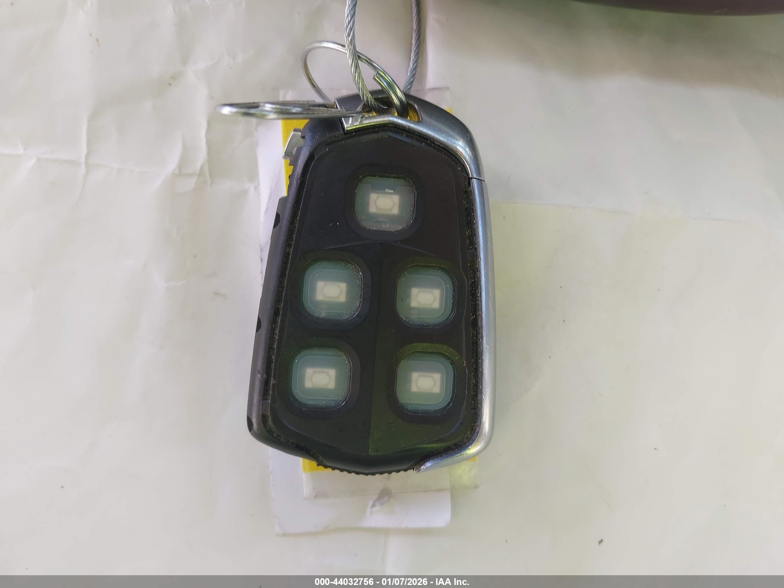 CADILLAC SRX image 11
