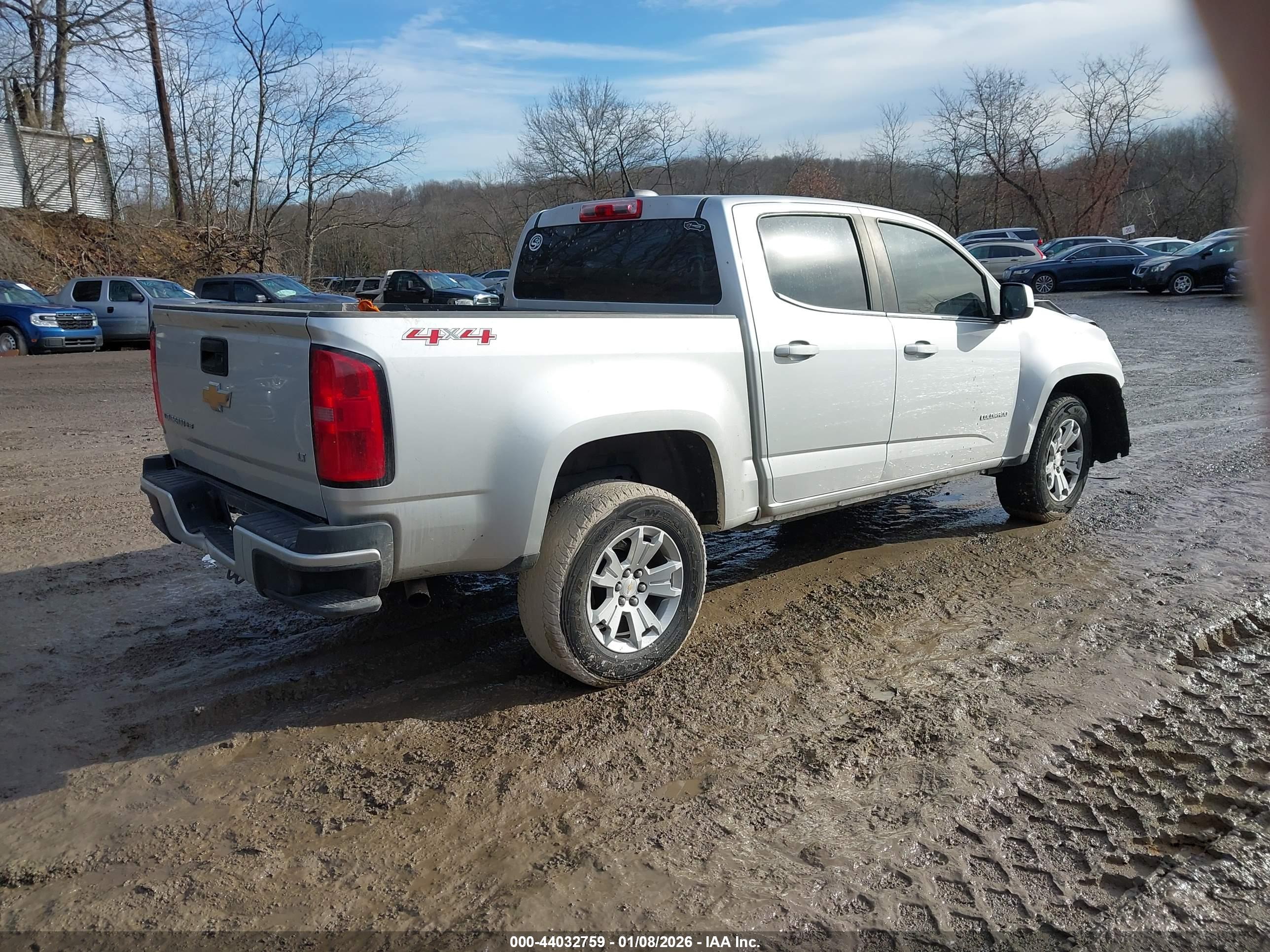 CHEVROLET COLORADO image 4