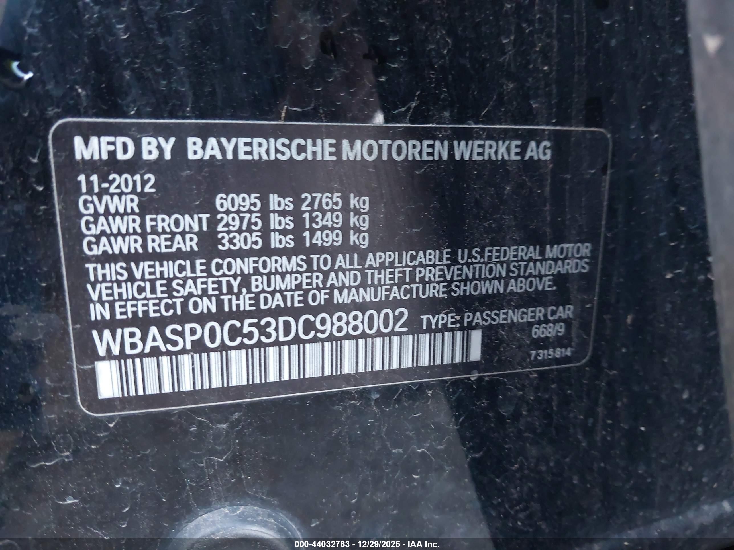 BMW 550I image 9
