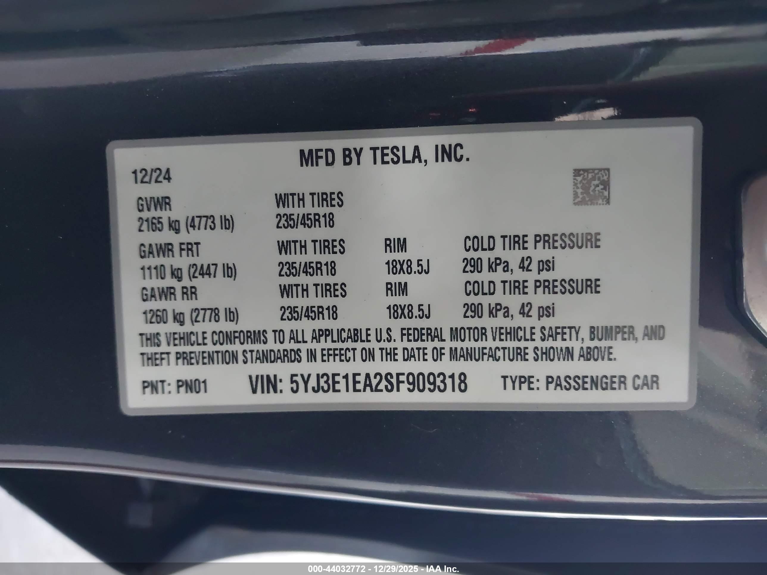 TESLA MODEL image 9