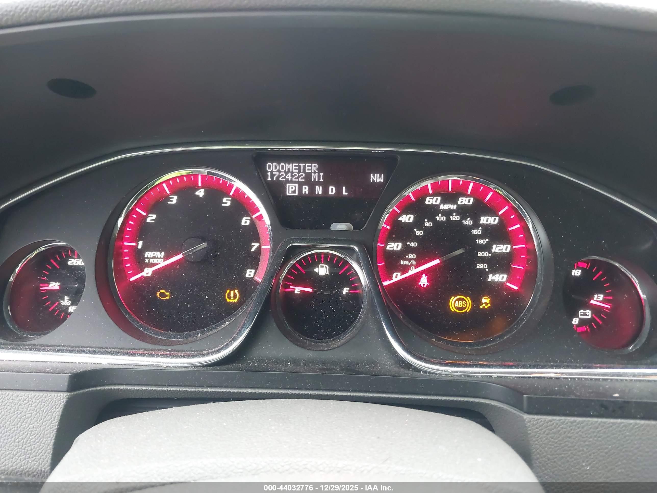 GMC ACADIA image 7