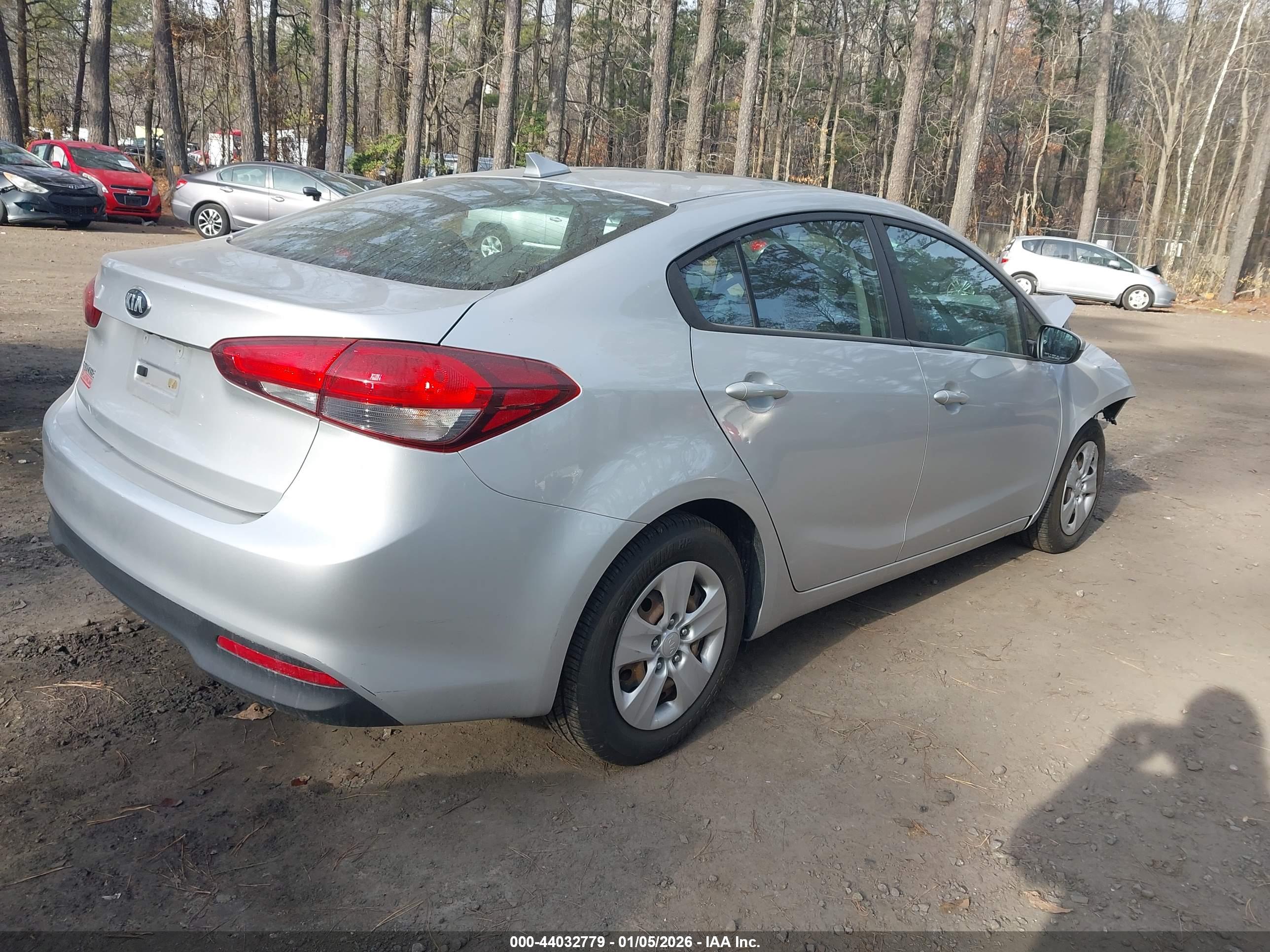 KIA FORTE image 4