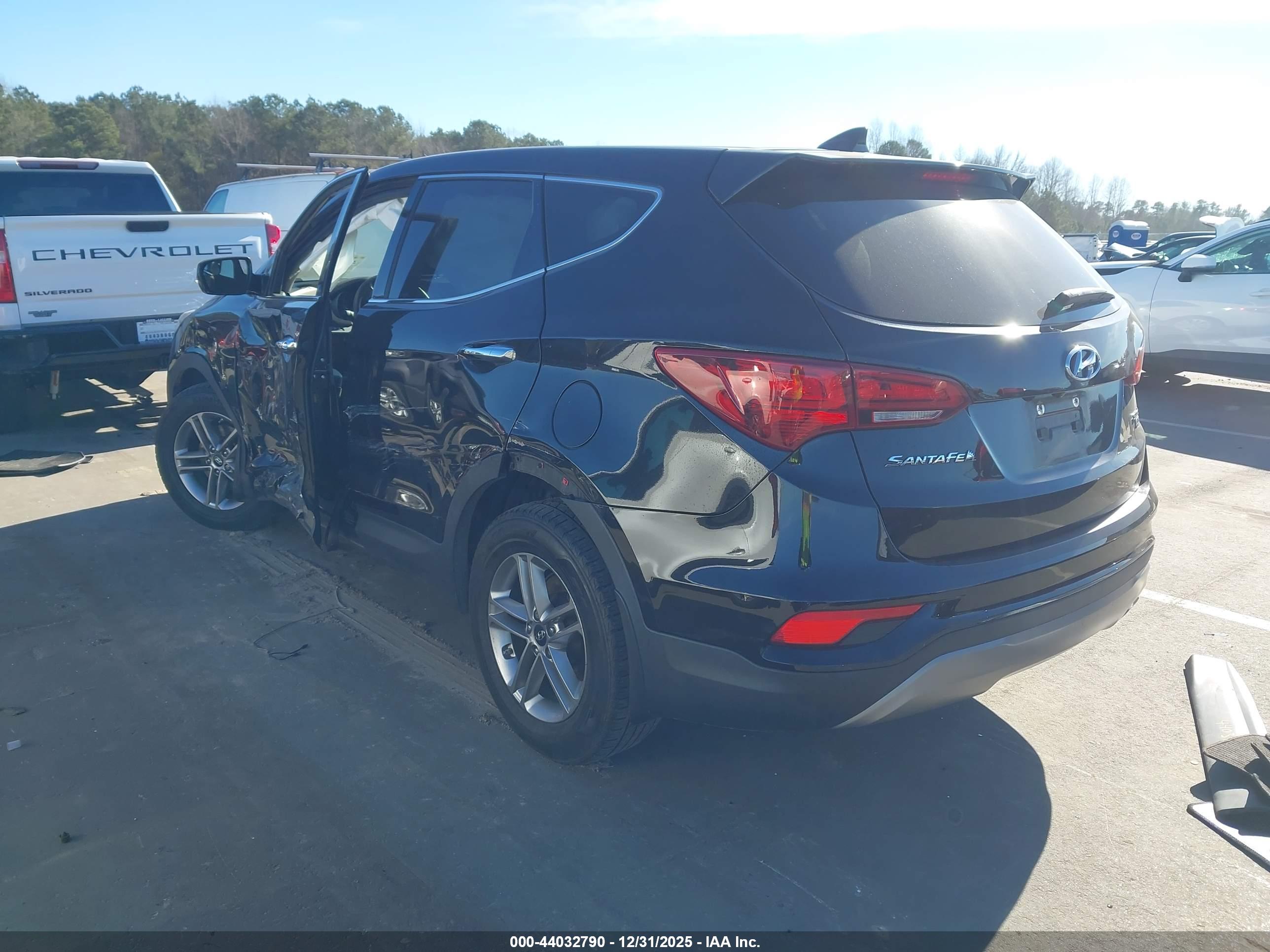 HYUNDAI SANTA image 3