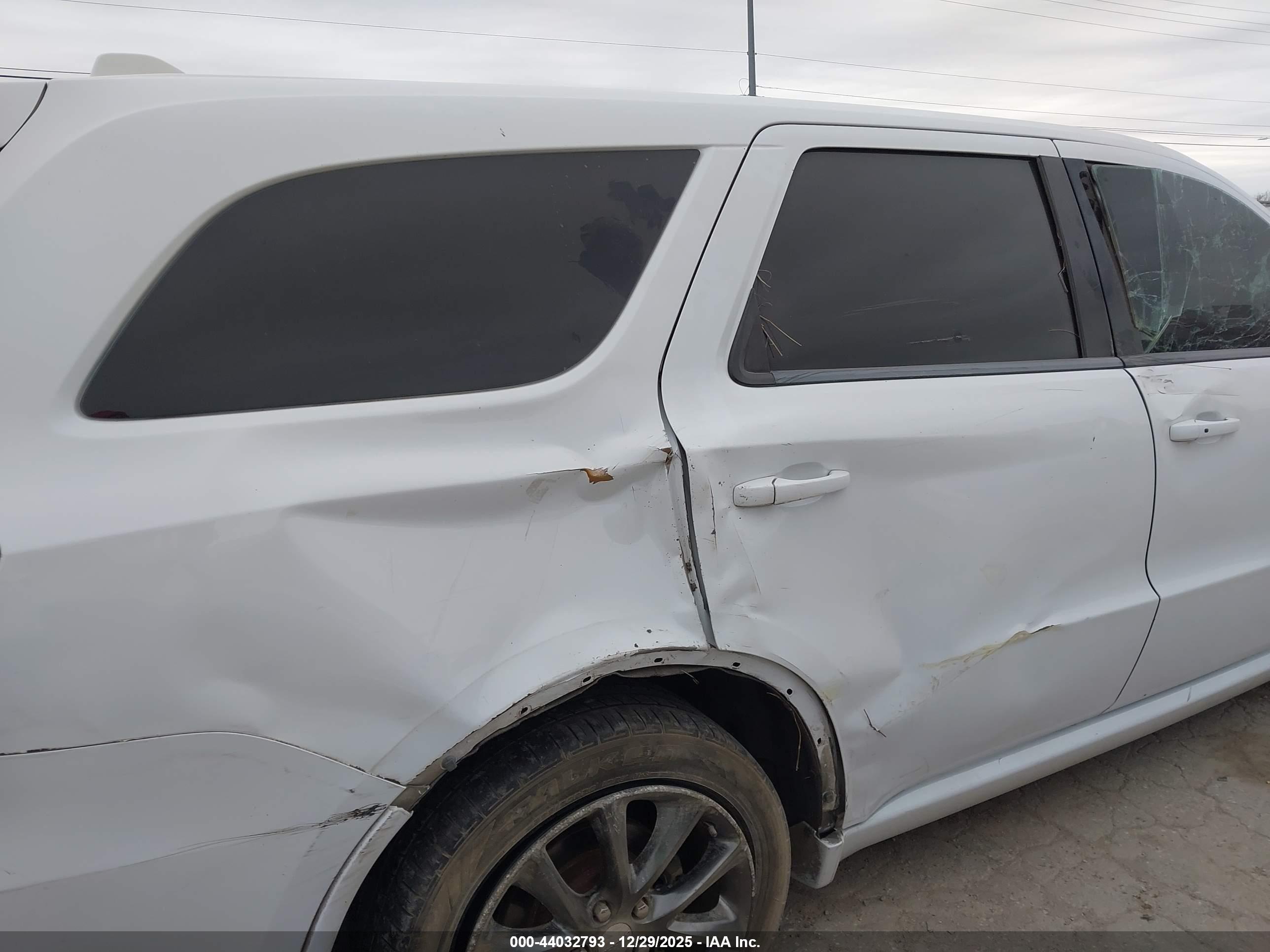 DODGE DURANGO image 6